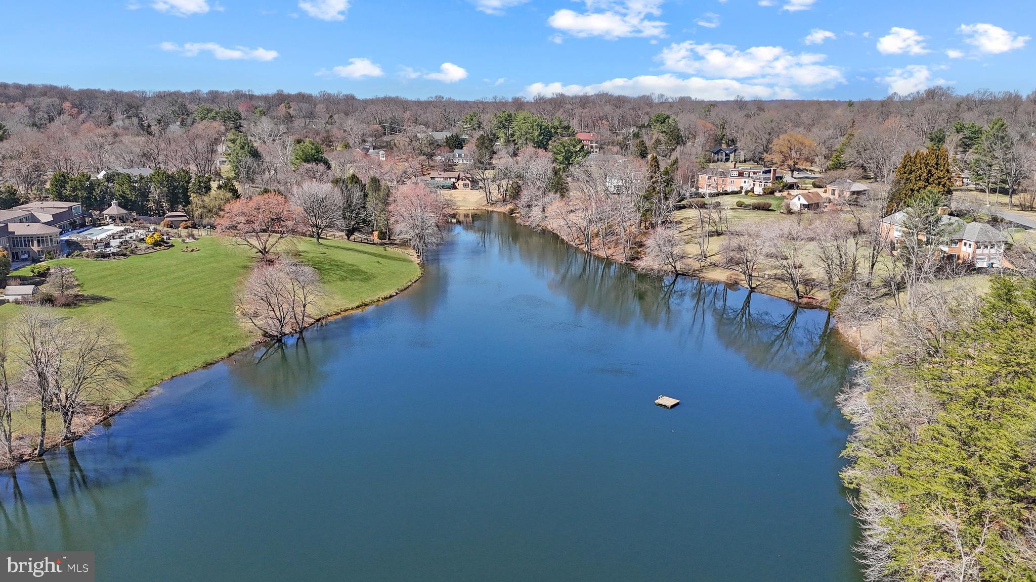 FOX LAKE - Residential