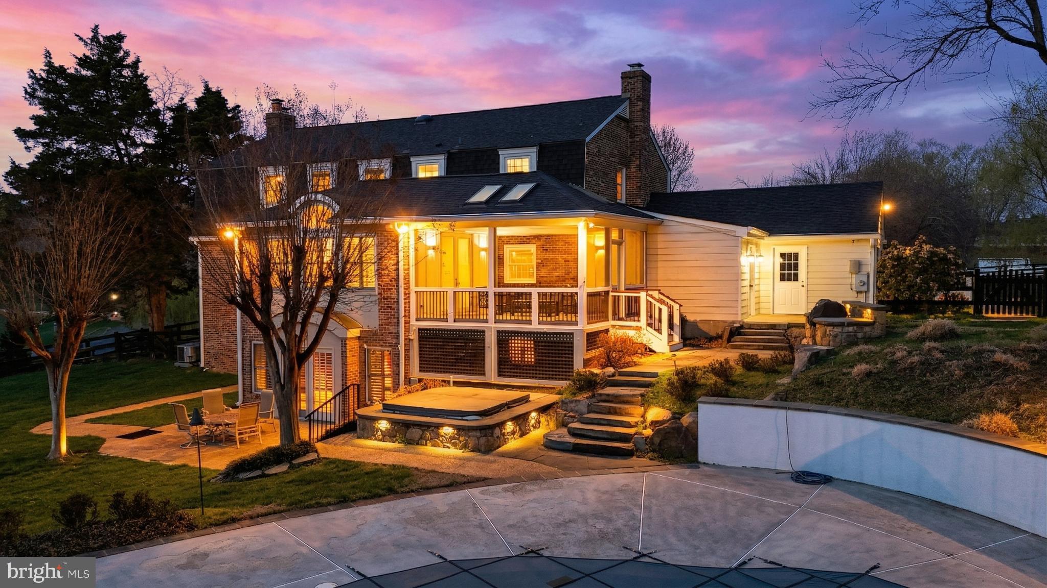 FOX LAKE - Residential