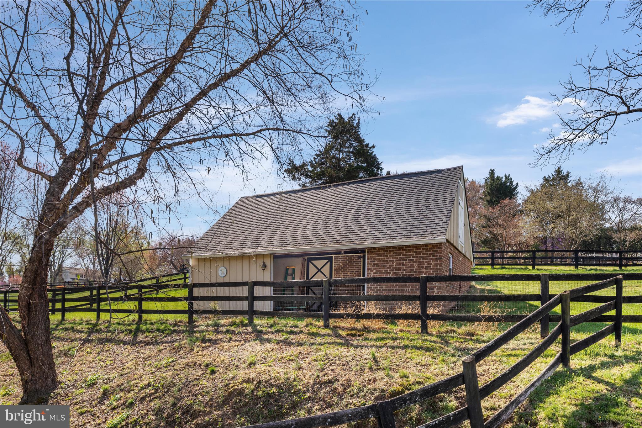 FOX LAKE - Residential