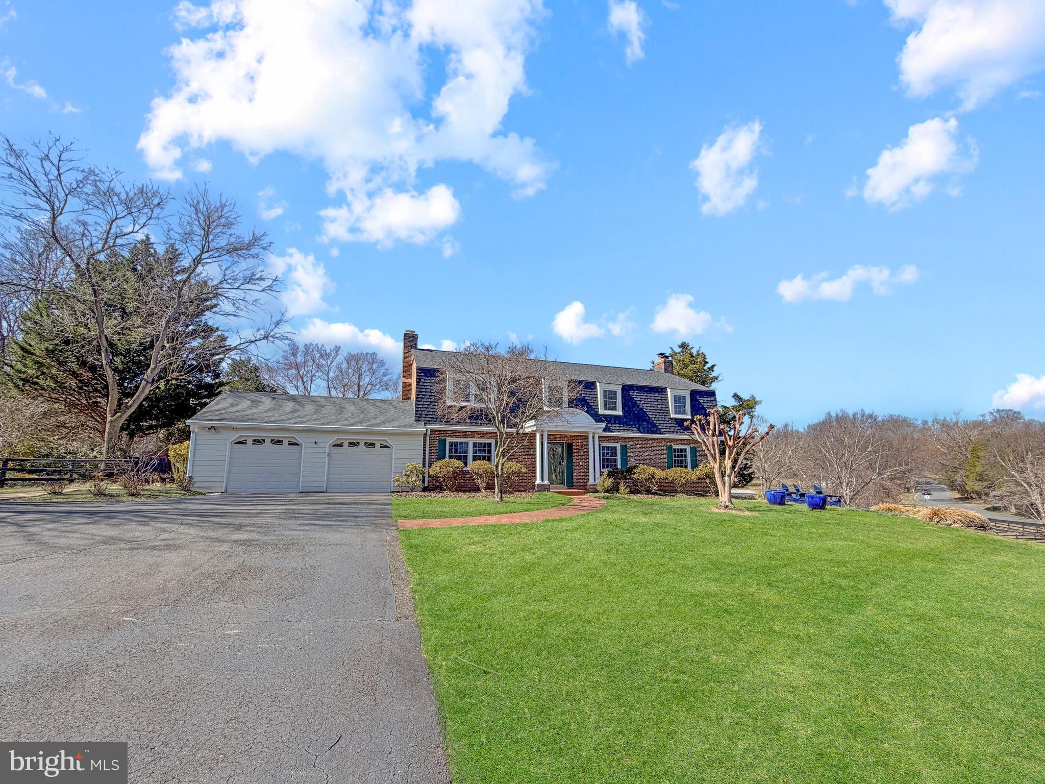 FOX LAKE - Residential