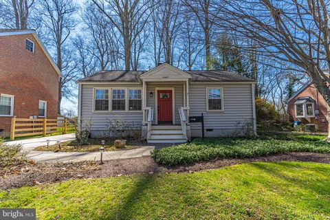 Homes For Rent - 10837 Warwick Avenue<br/> FAIRFAX, VA 22030