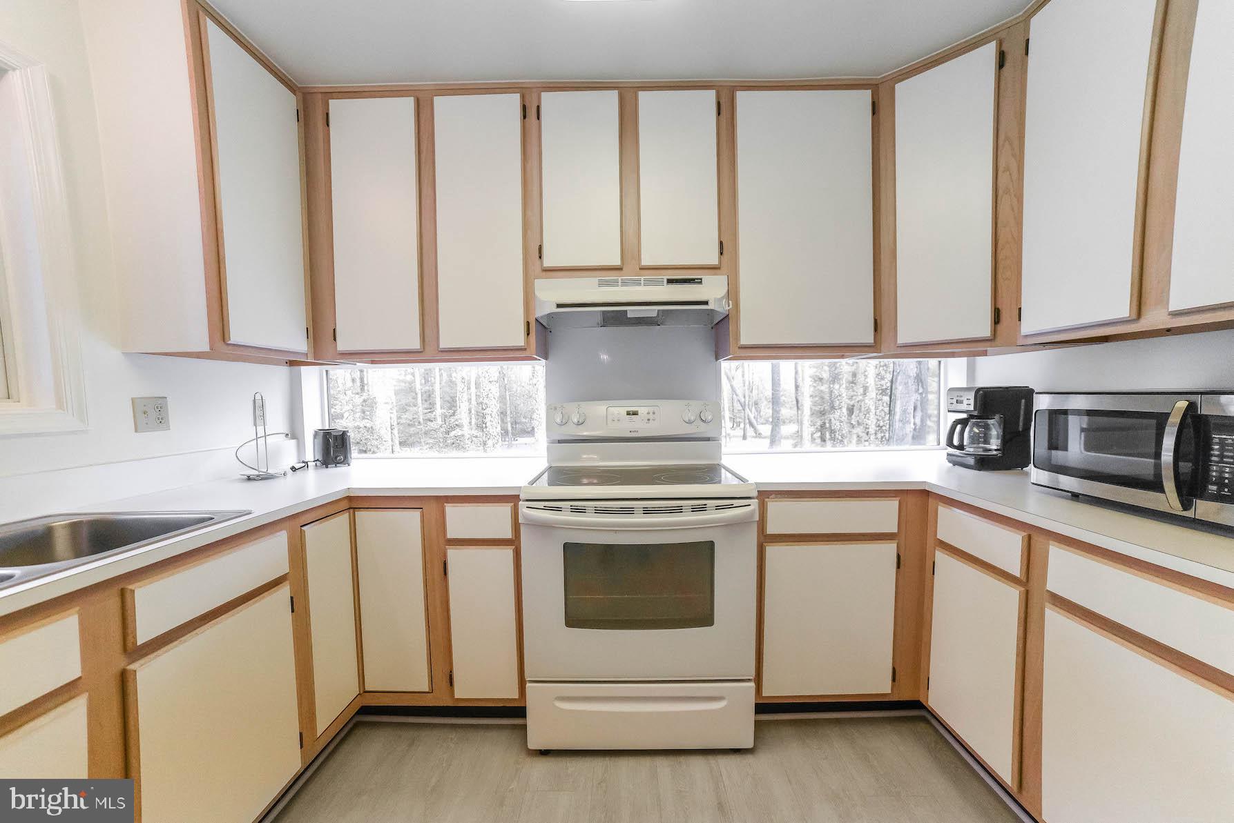 TOWER HILL FARM - Residential Lease