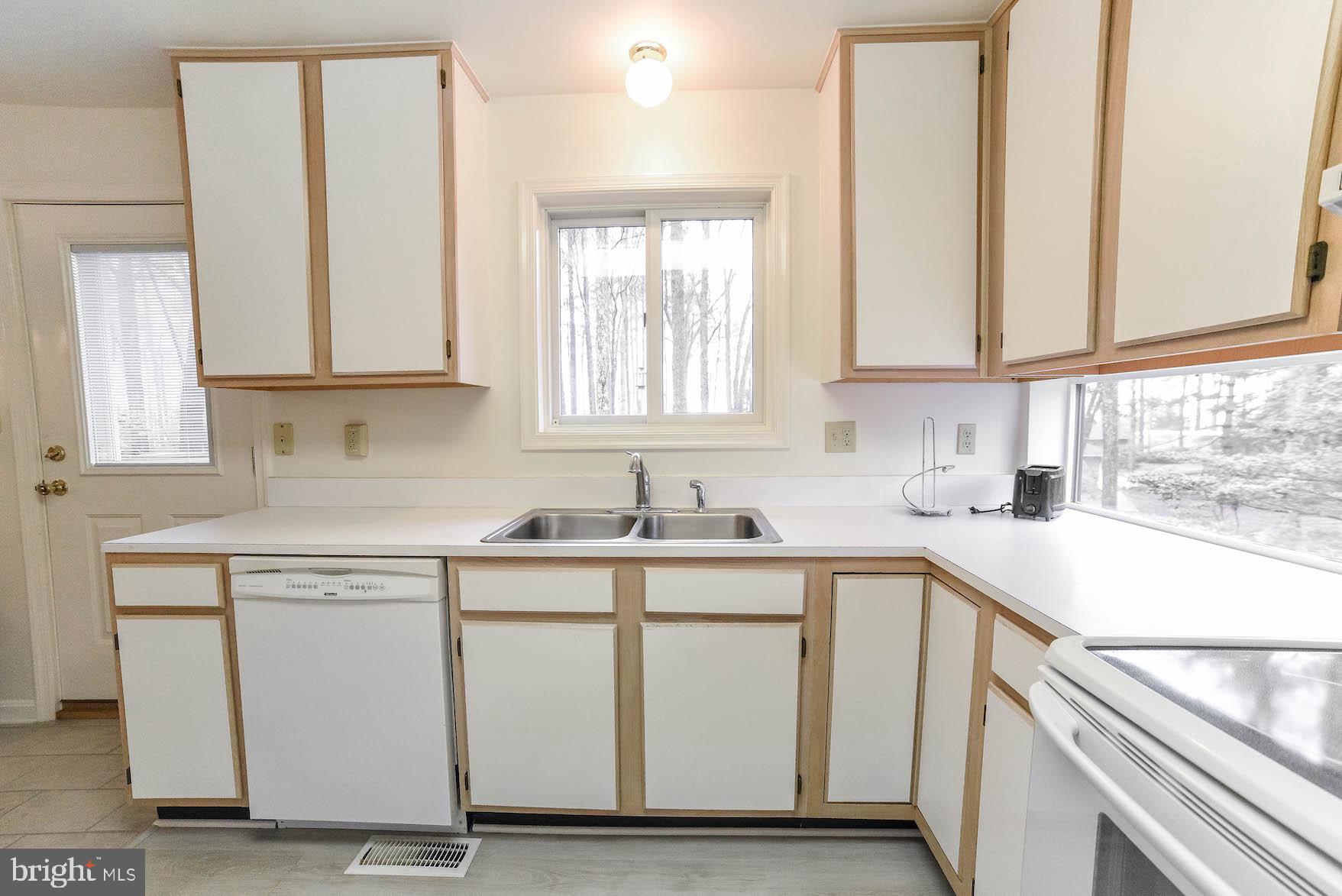 TOWER HILL FARM - Residential Lease