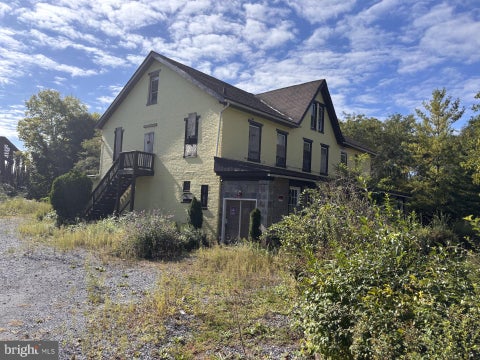 Photo of 901 Shanois Street, HARRISBURG, PA 17104 (MLS # PADA2064962)