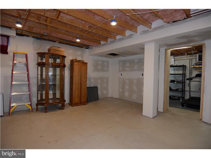 HIDDEN MEADOWS - Residential