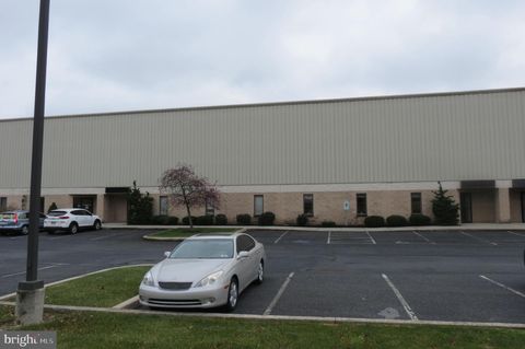 499 RUNNING PUMP ROAD 113 LANCASTER PA 17601