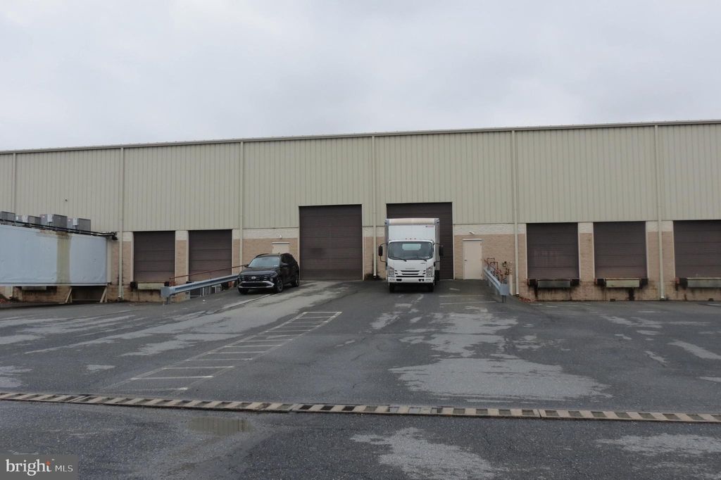 Photo of 499 Running Pump Road #113, LANCASTER, PA 17601 (MLS # PALA2084794)