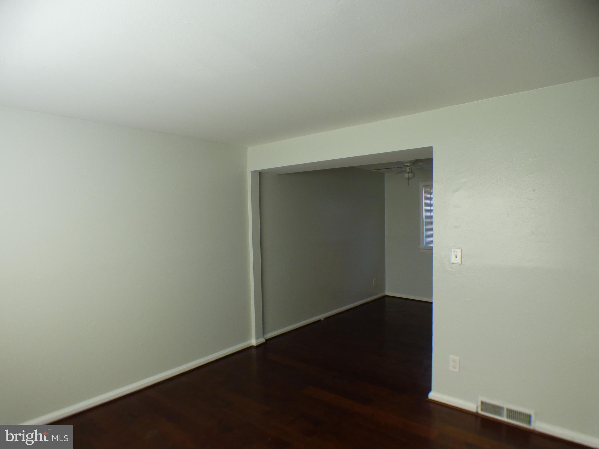 IVERSON COURTS CONDO - Residential Lease