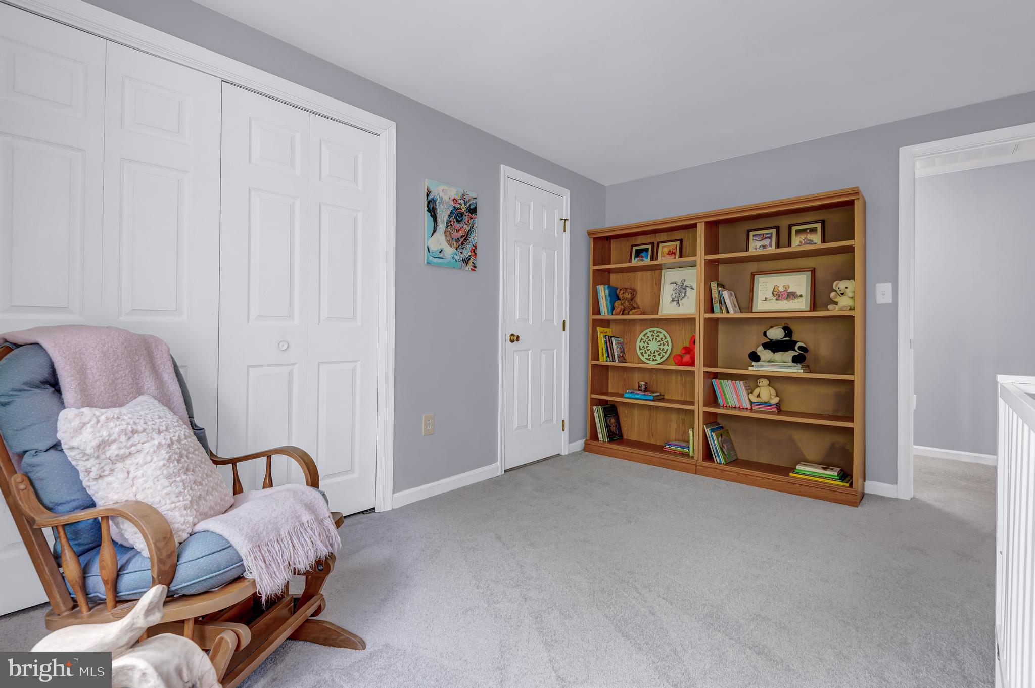 LOCUST HILL ESTATES - Residential
