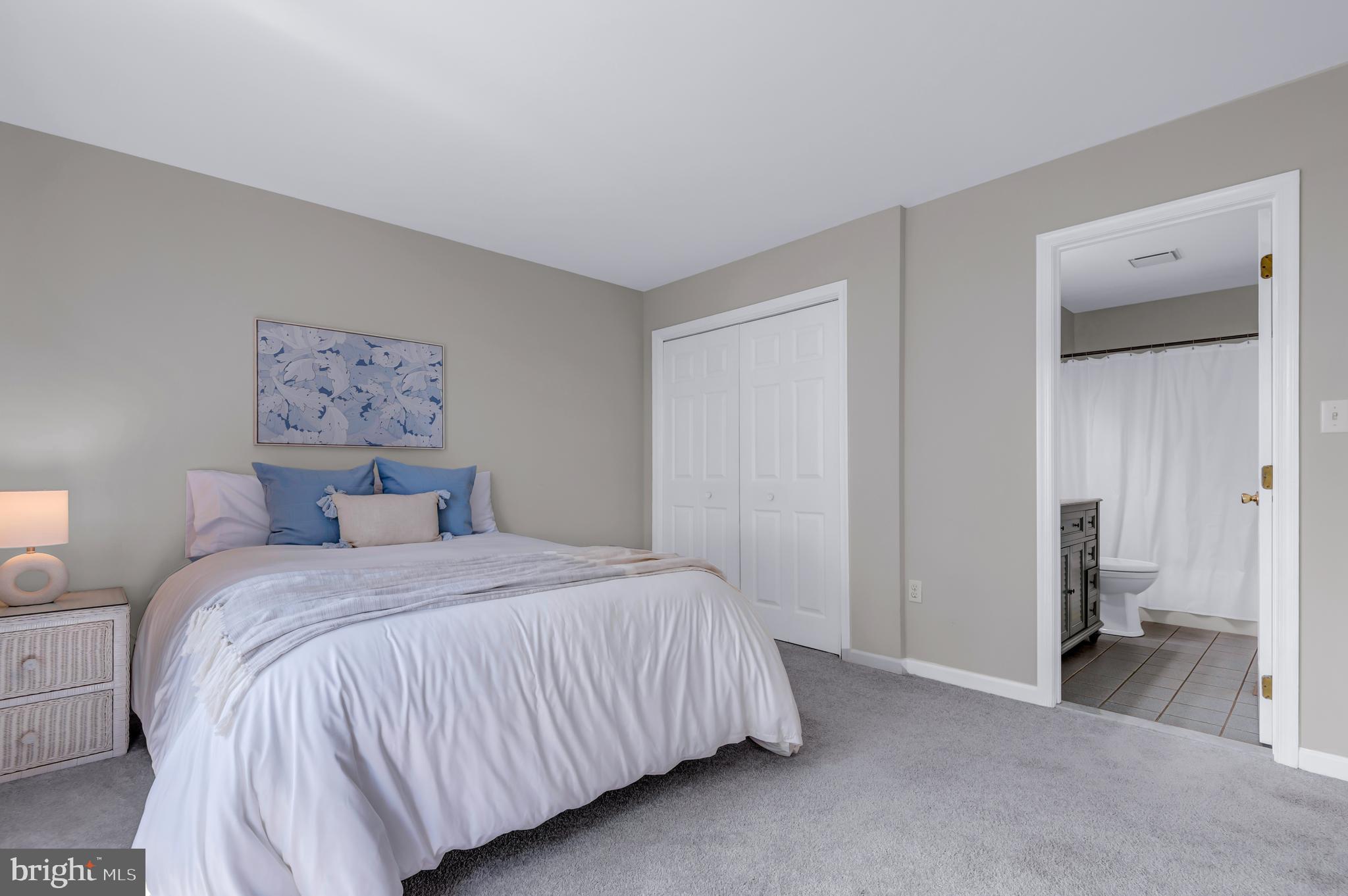 LOCUST HILL ESTATES - Residential