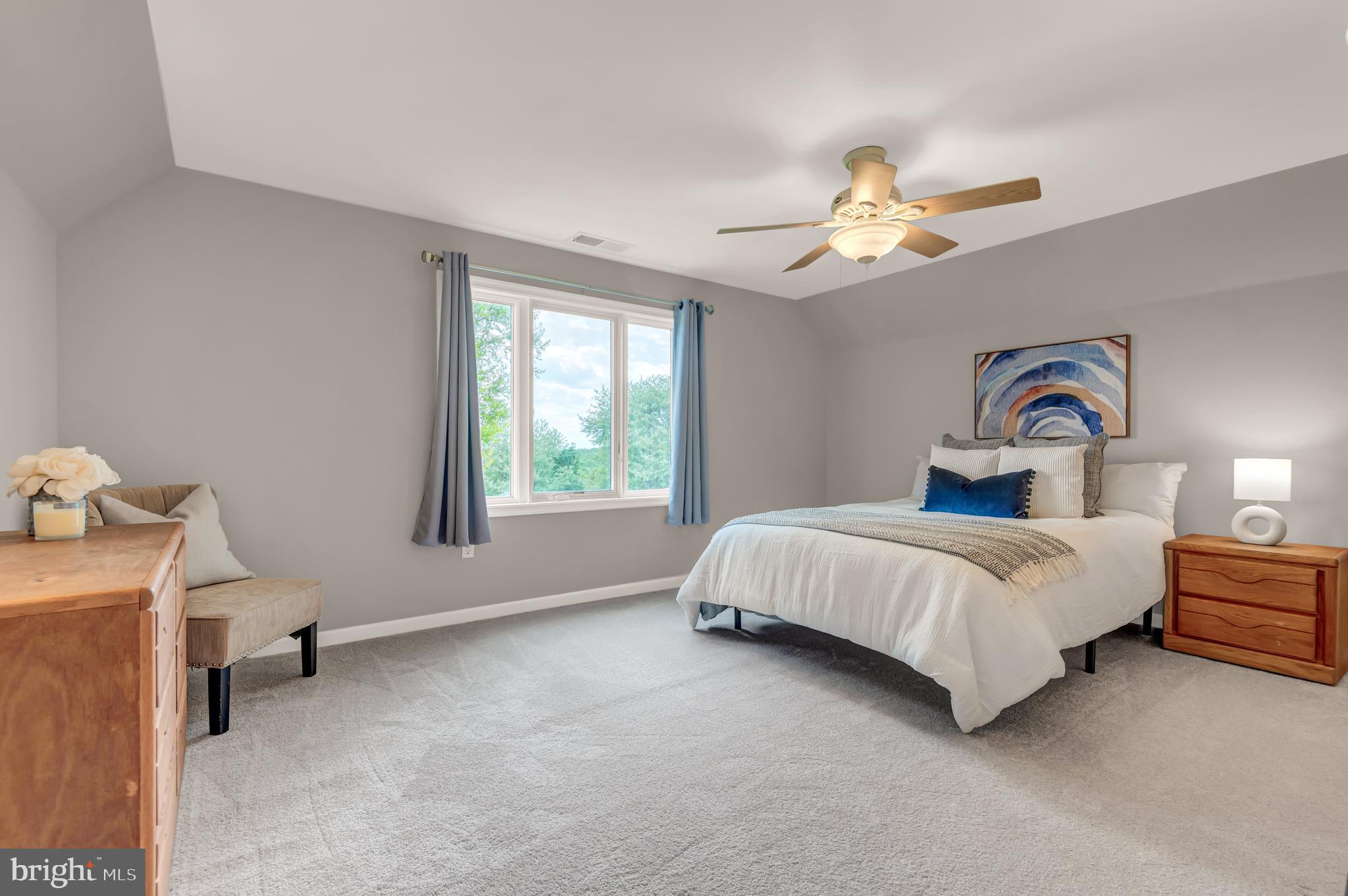 LOCUST HILL ESTATES - Residential