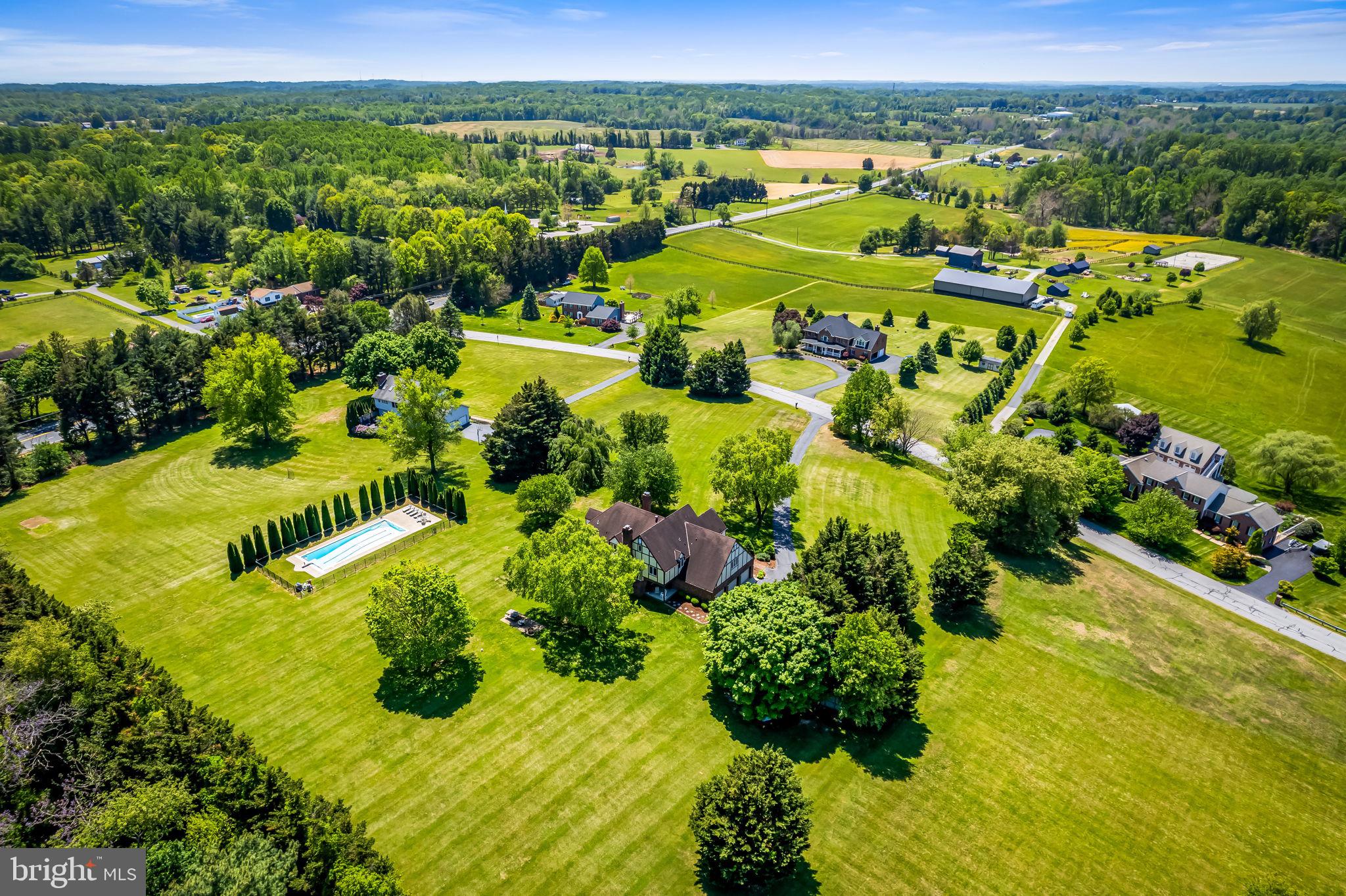 LOCUST HILL ESTATES - Residential