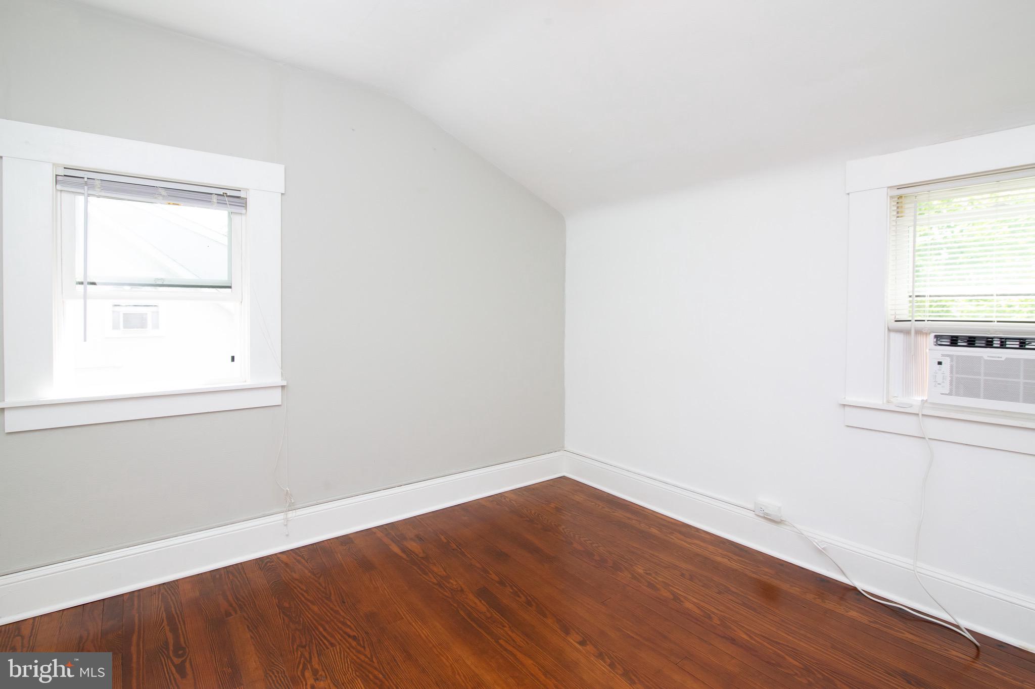 EASTPORT - Residential Lease