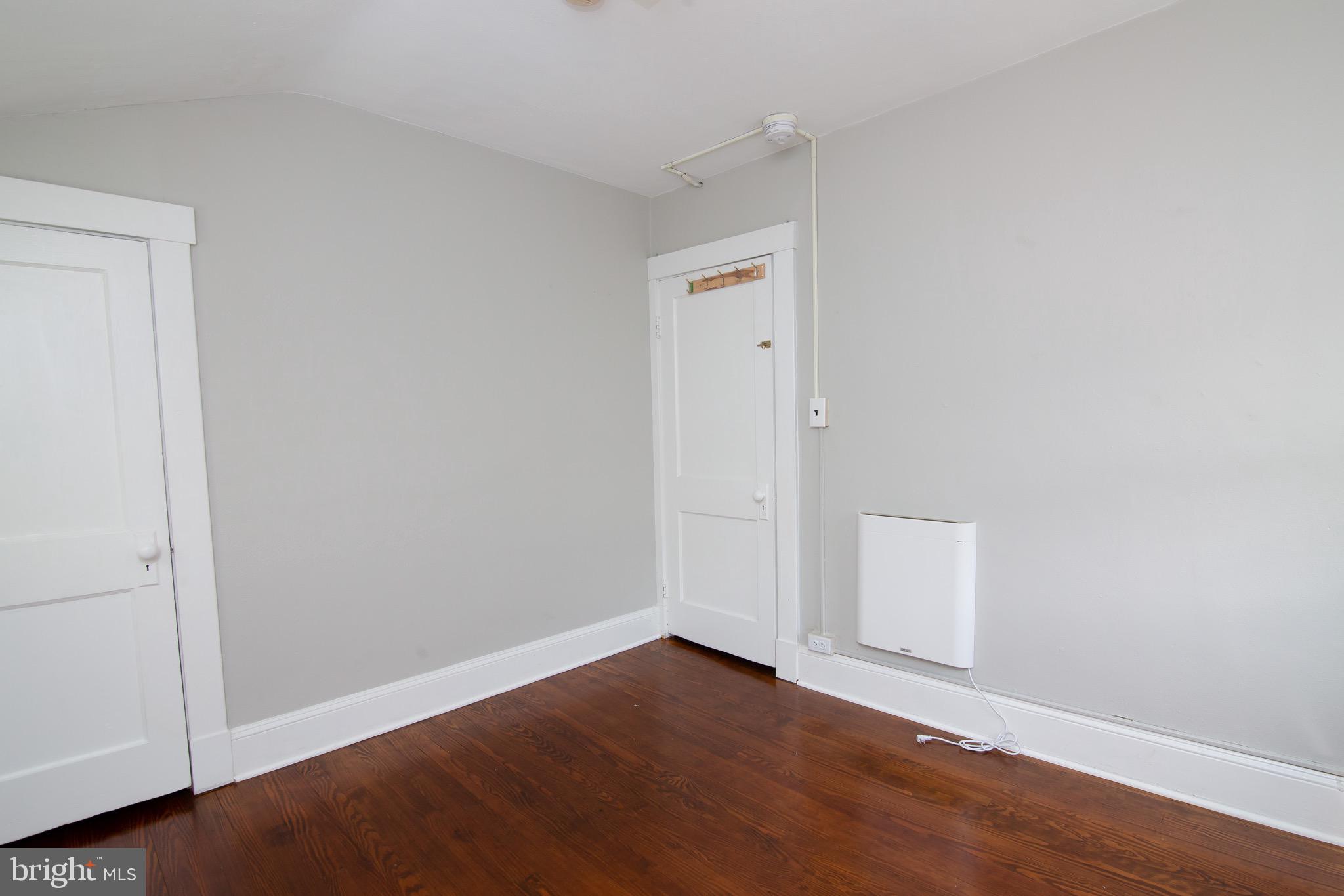 EASTPORT - Residential Lease