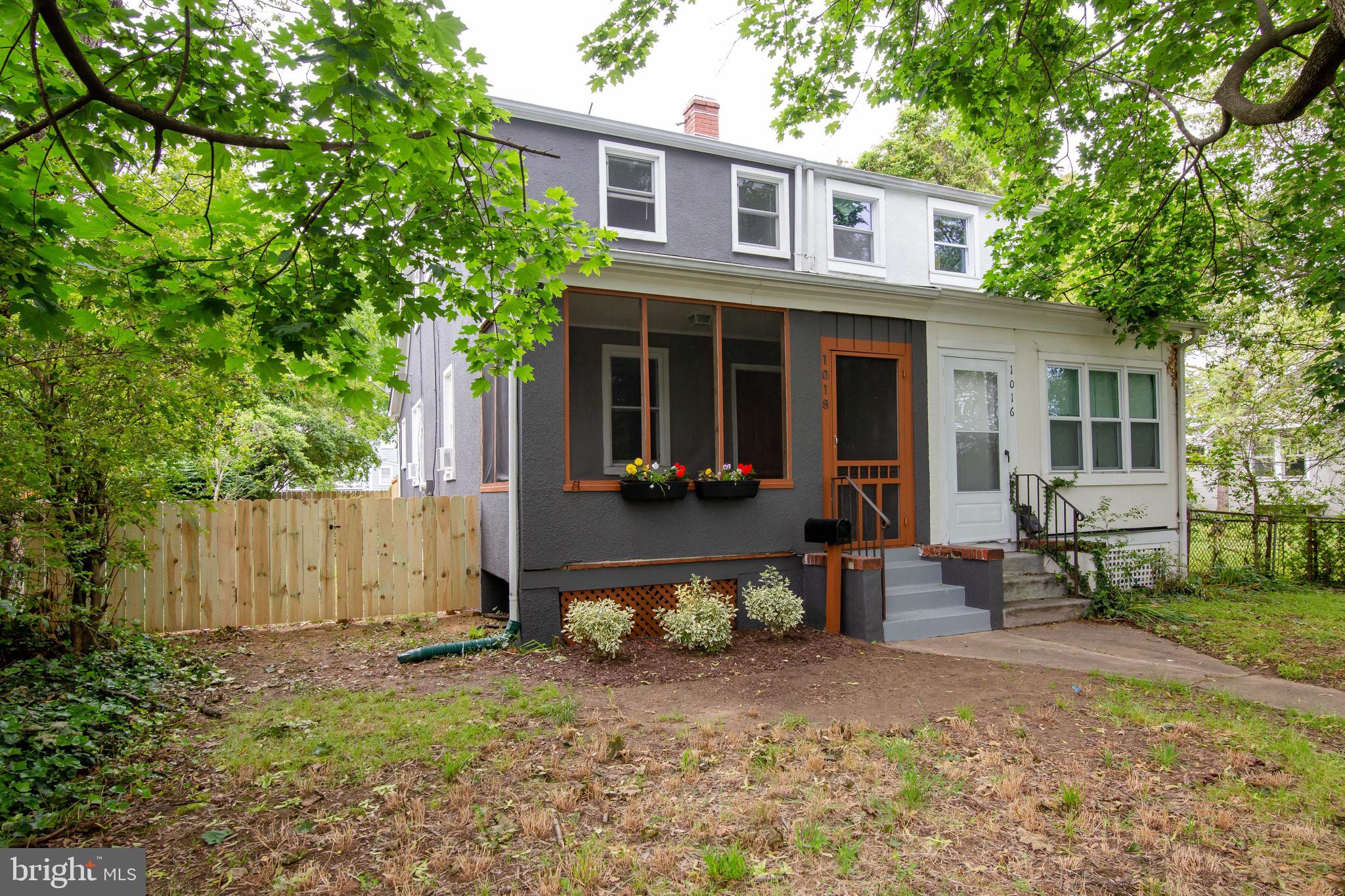 EASTPORT - Residential Lease