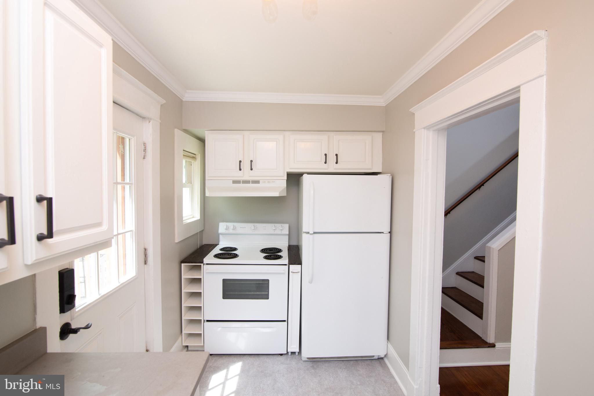EASTPORT - Residential Lease
