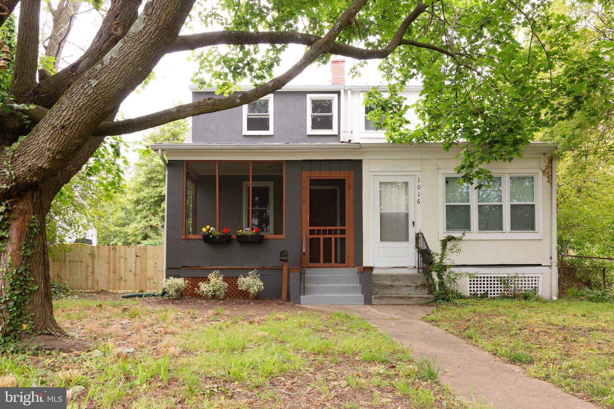 EASTPORT - Residential Lease