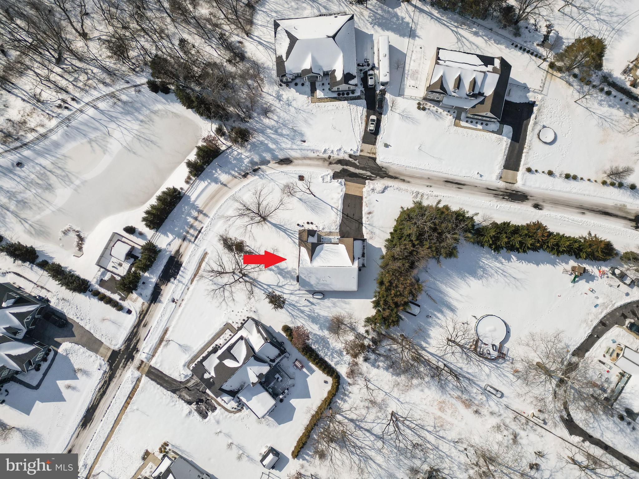 5 ACRES AND INDEPE - Residential