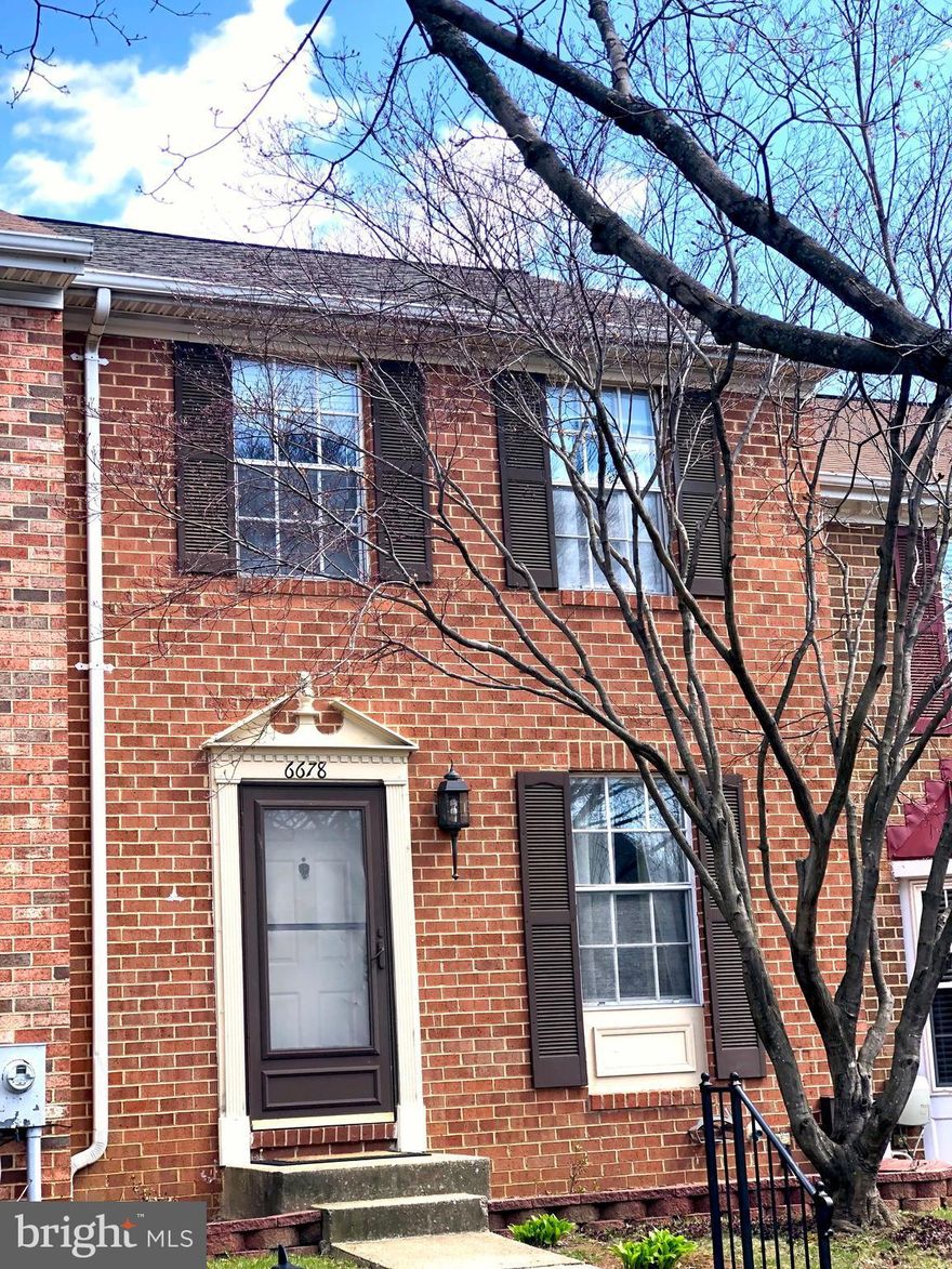 Rental dreams come true! Gorgeous 3 level townhouse with tons of updates to include new kitchen with stainless steel appliances and beautiful hardwoods throughout main level living. Great fenced deck/backyard to enjoy outdoor living. Close to route 95,295 and 695. Neighborhood tennis Court and playground.