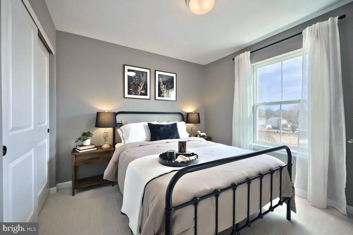 DEERFIELD ESTATES - Residential