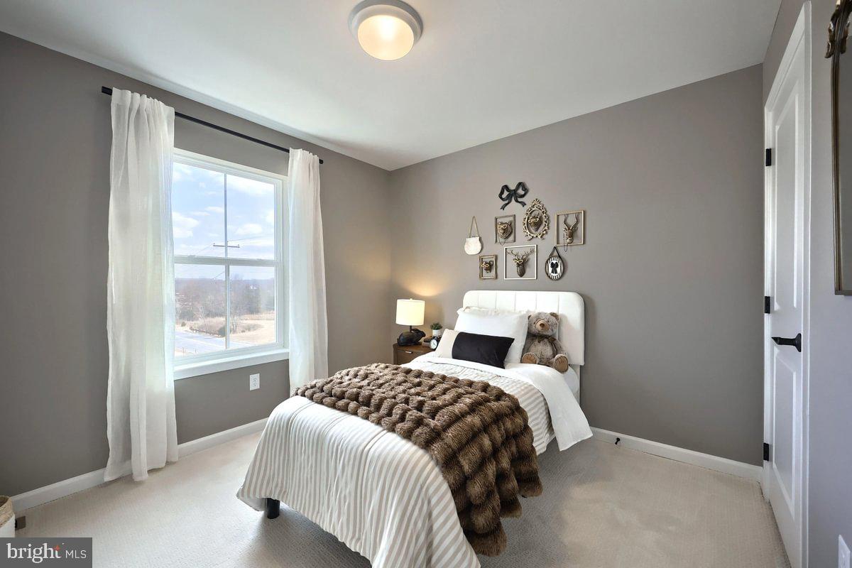 DEERFIELD ESTATES - Residential