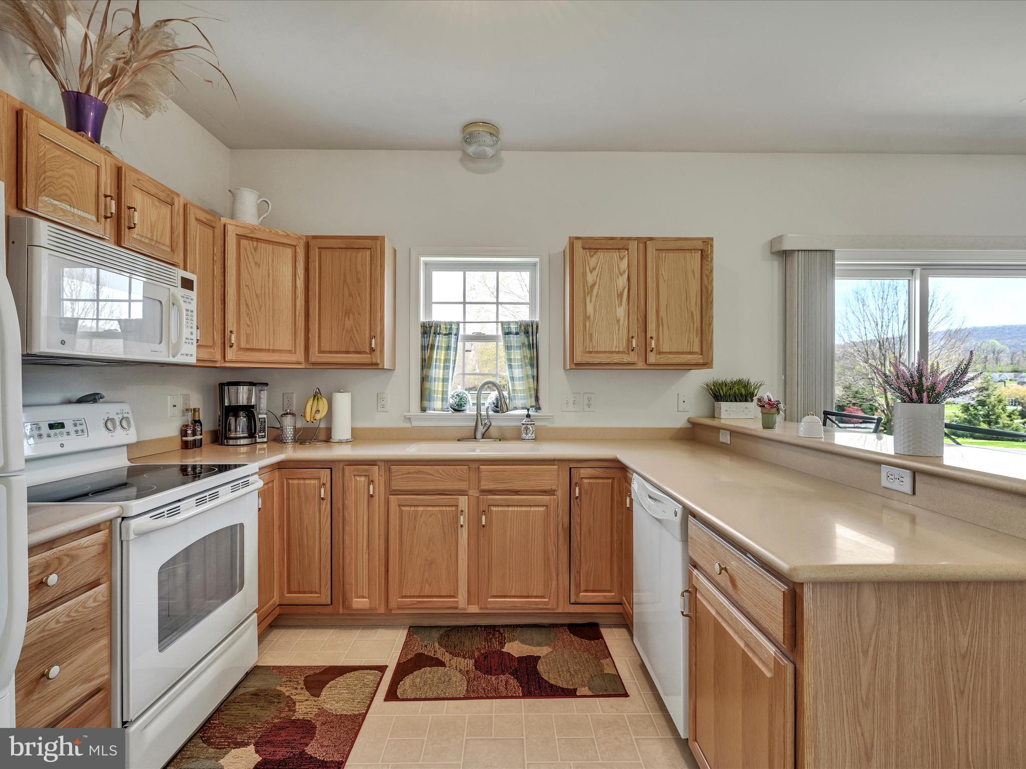 STONECROFT VILLAGE - Residential