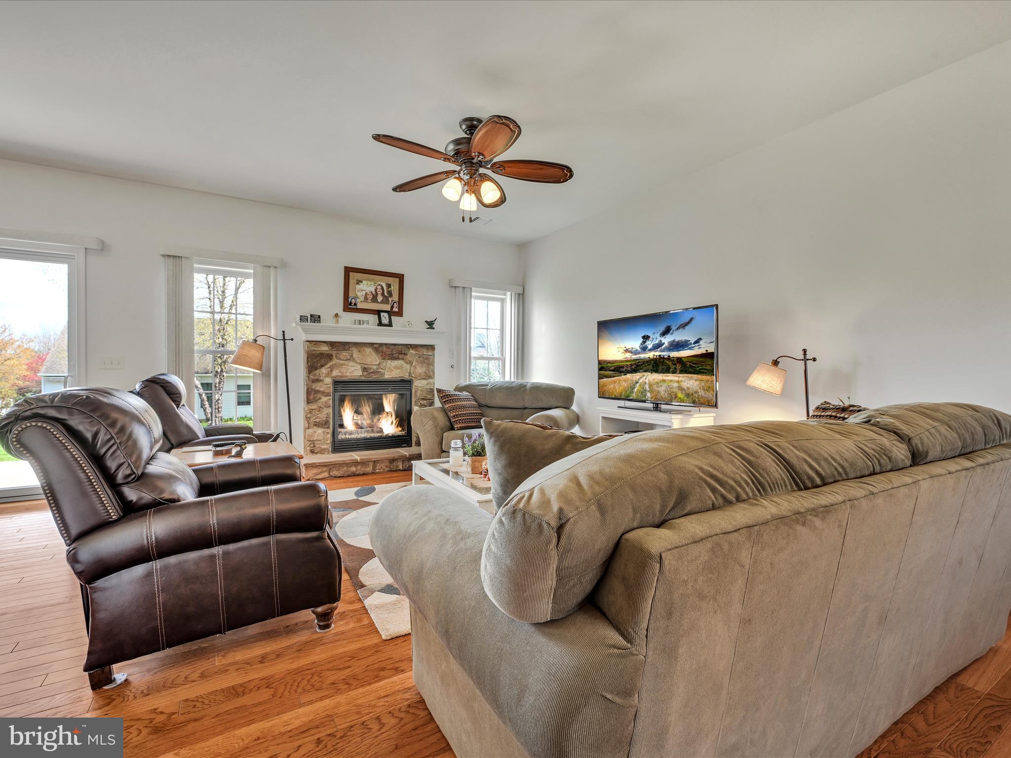 STONECROFT VILLAGE - Residential