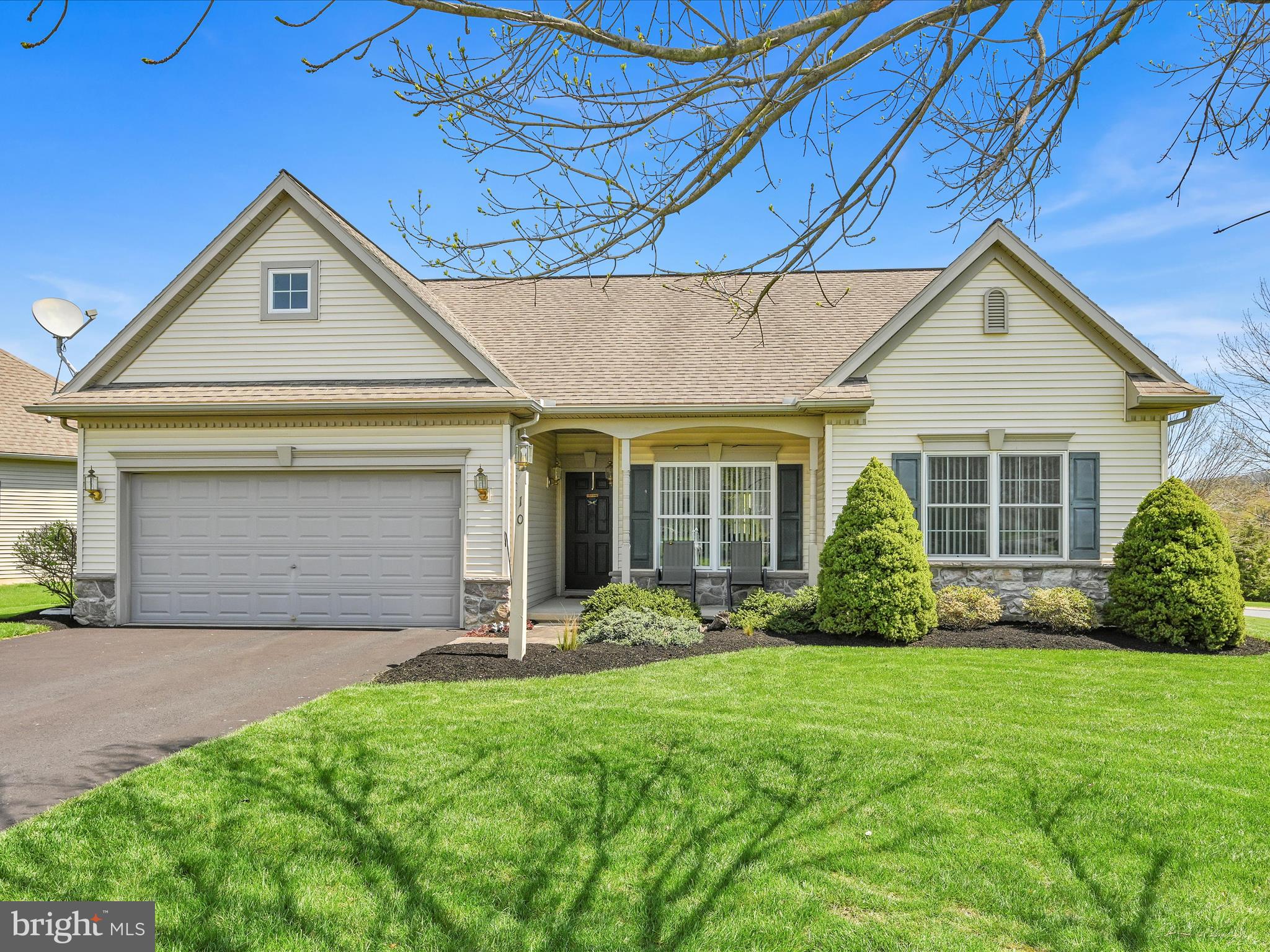 STONECROFT VILLAGE - Residential