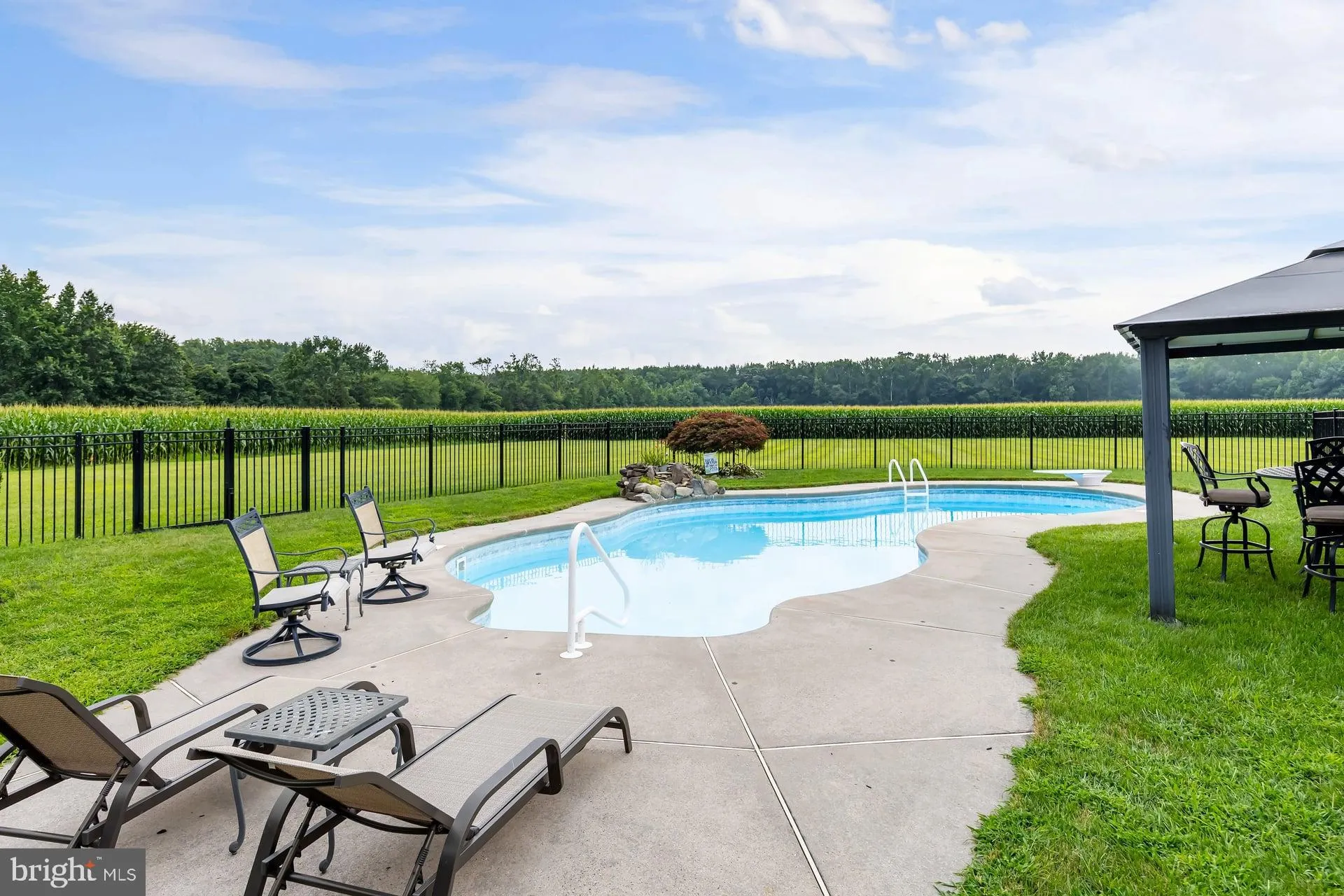 Monroeville, New Jersey 08343, United States, 3 Bedrooms Bedrooms, ,2 BathroomsBathrooms,Residential,Active,189073