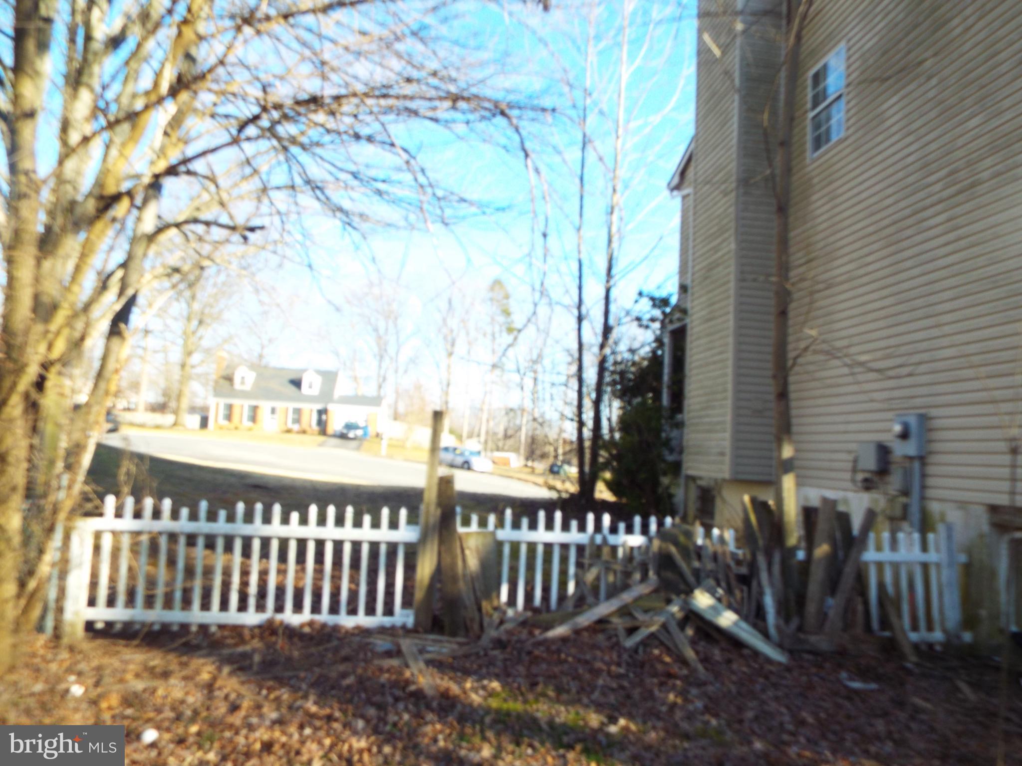 DALE CITY - Residential