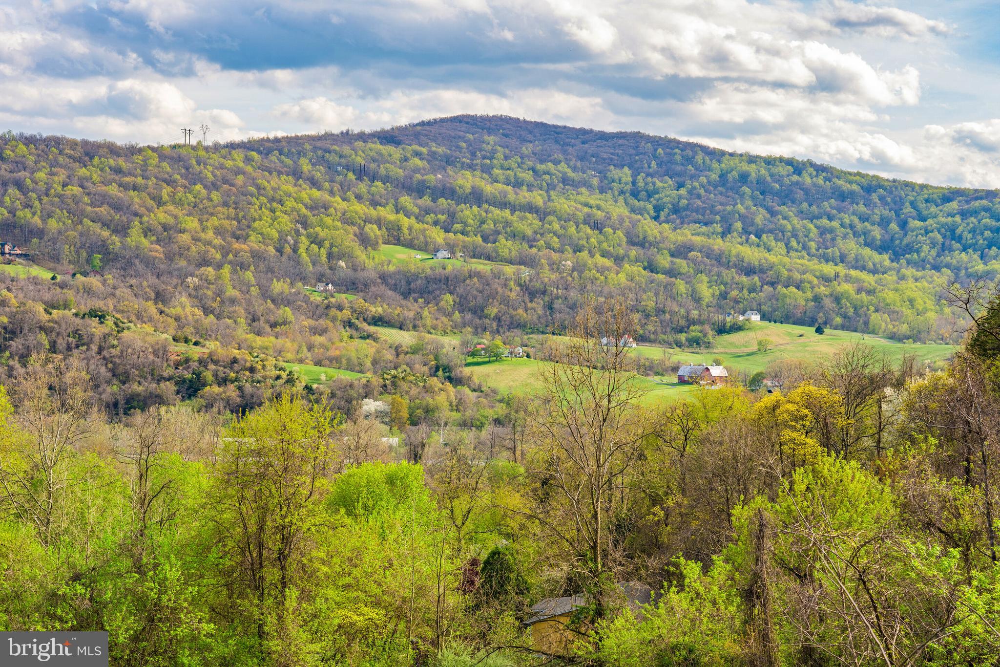APPLE MT LAKE - Residential