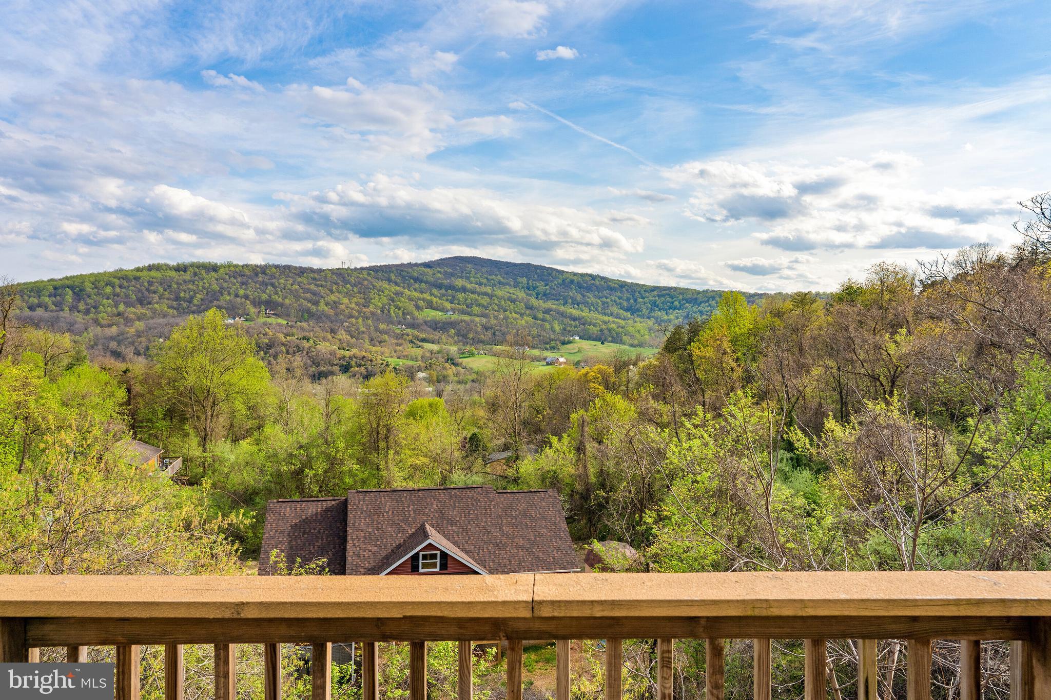 APPLE MT LAKE - Residential