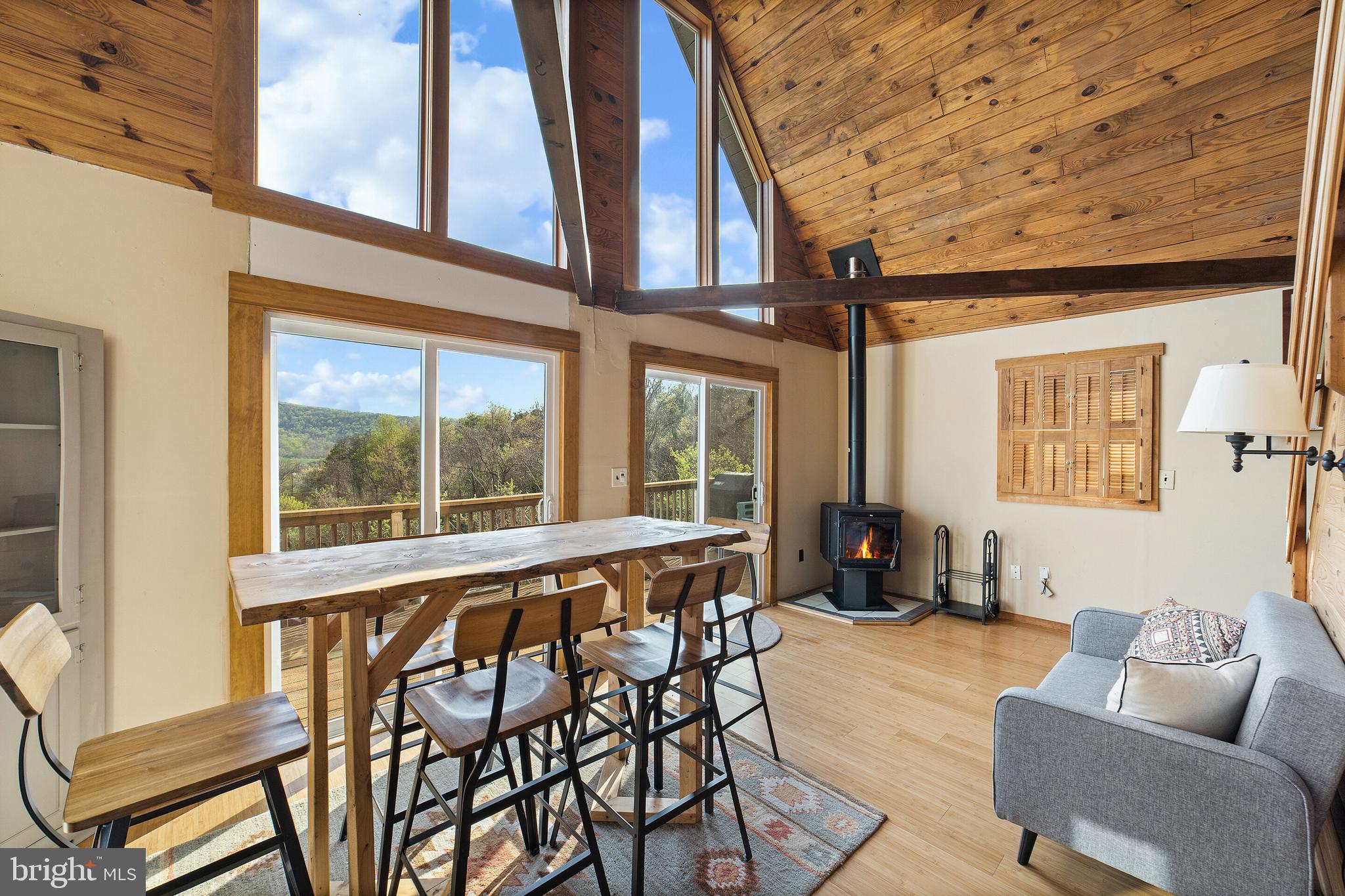 APPLE MT LAKE - Residential