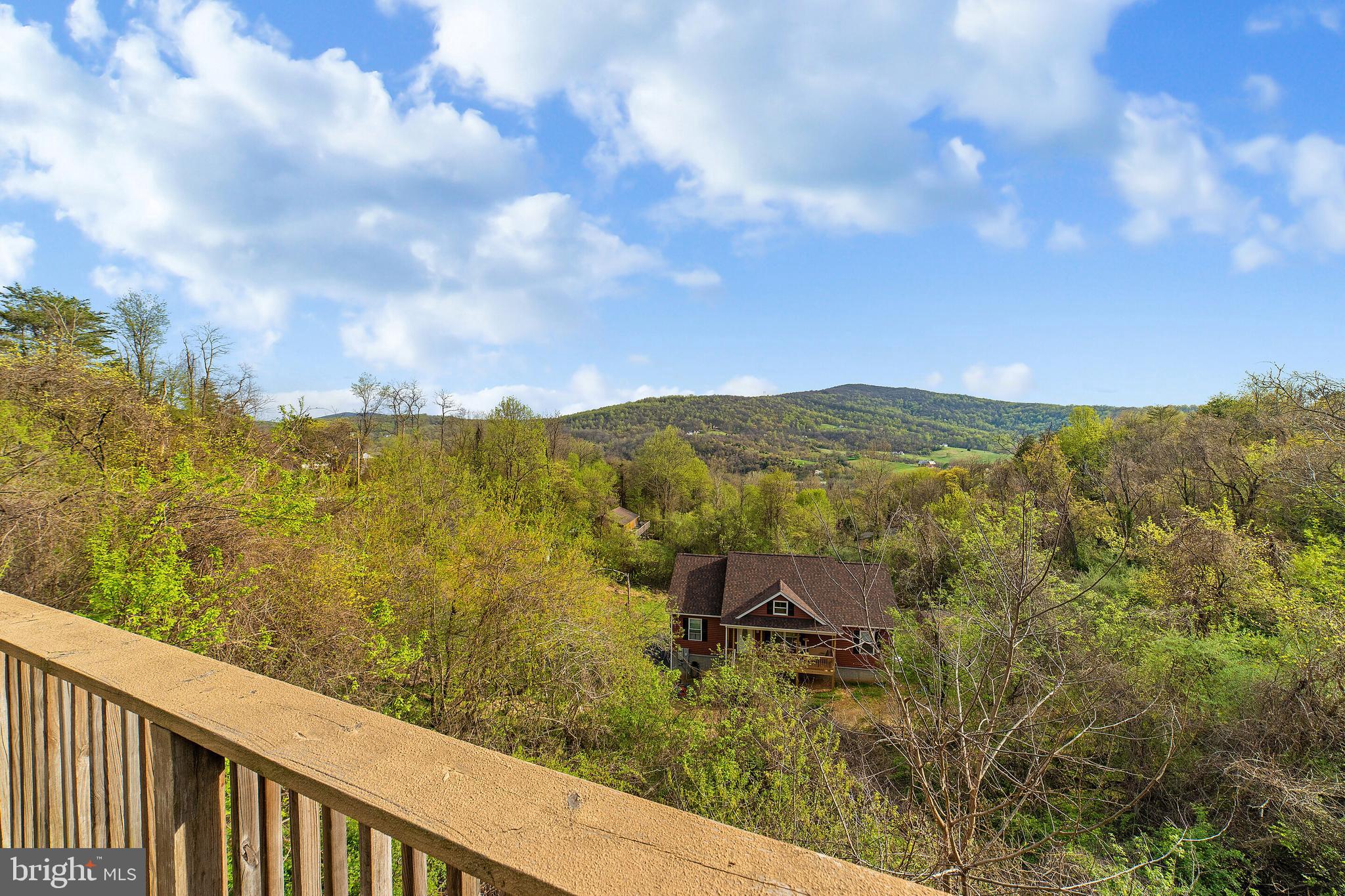 APPLE MT LAKE - Residential