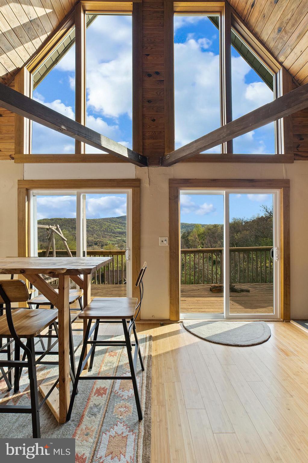 APPLE MT LAKE - Residential