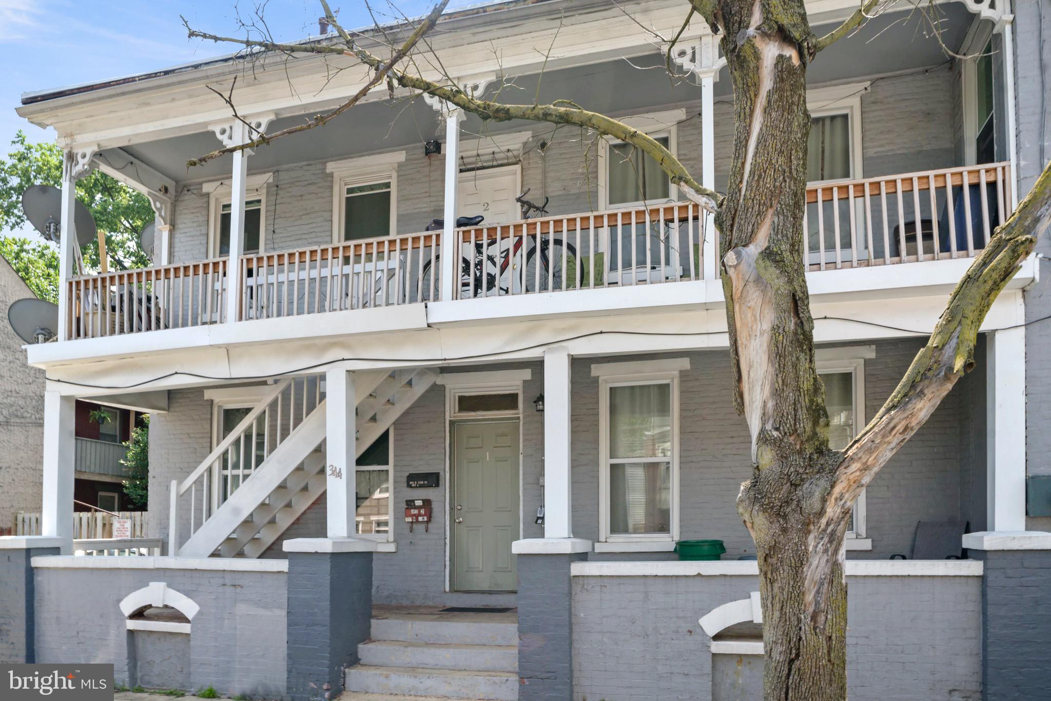 154 E LEMON STREET