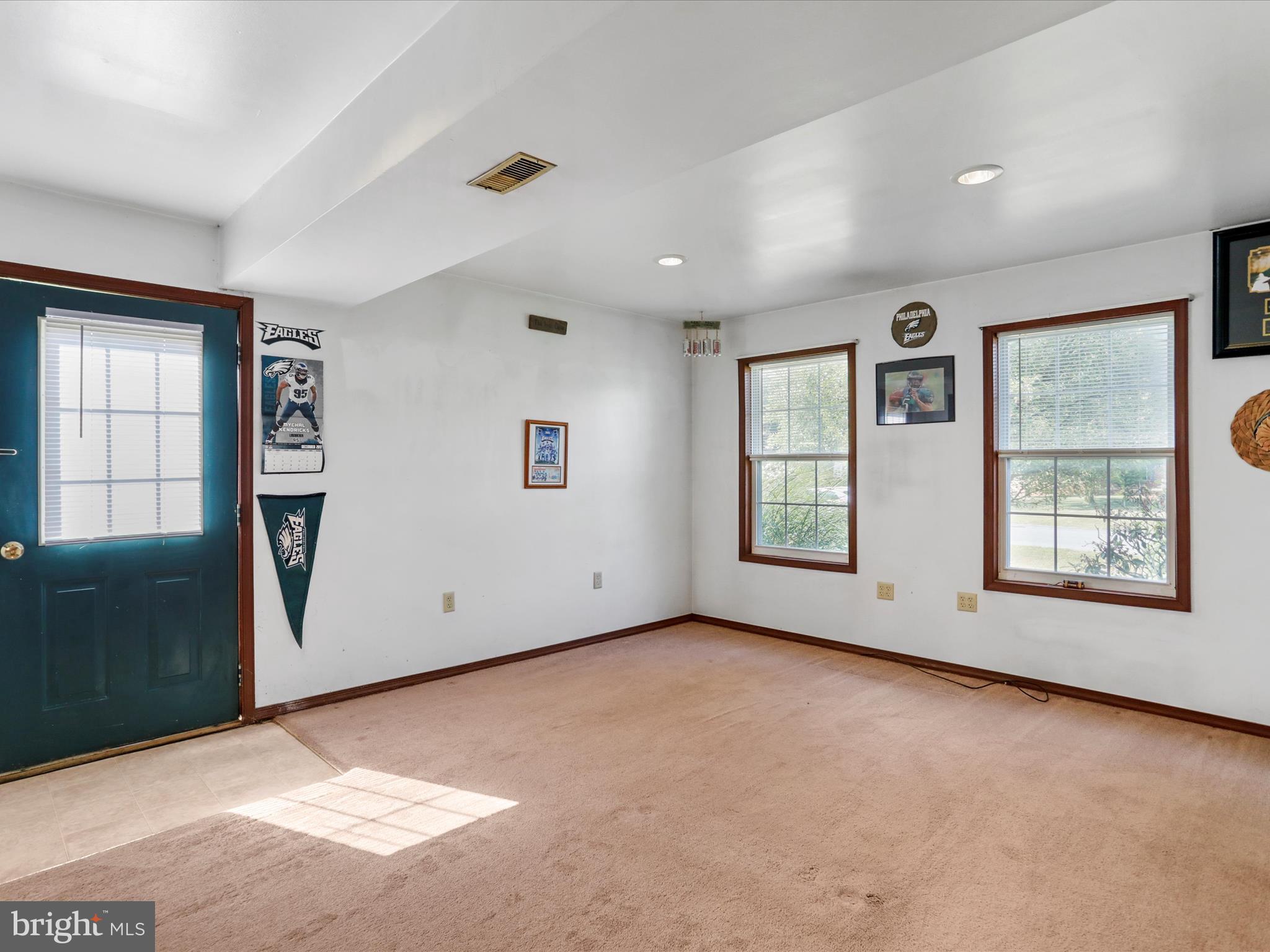 NOTTINGHAM MEADOWS - Residential