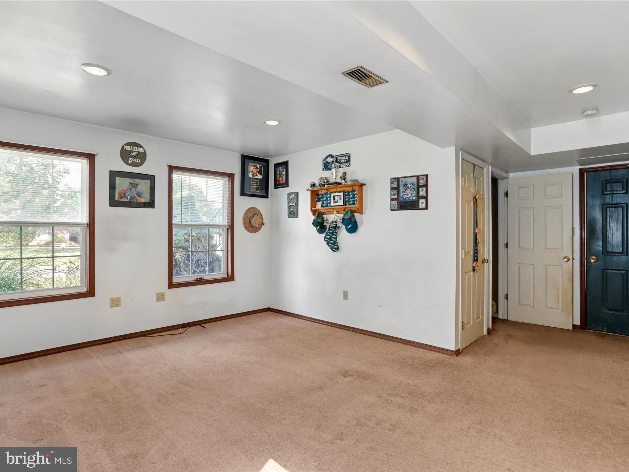 NOTTINGHAM MEADOWS - Residential