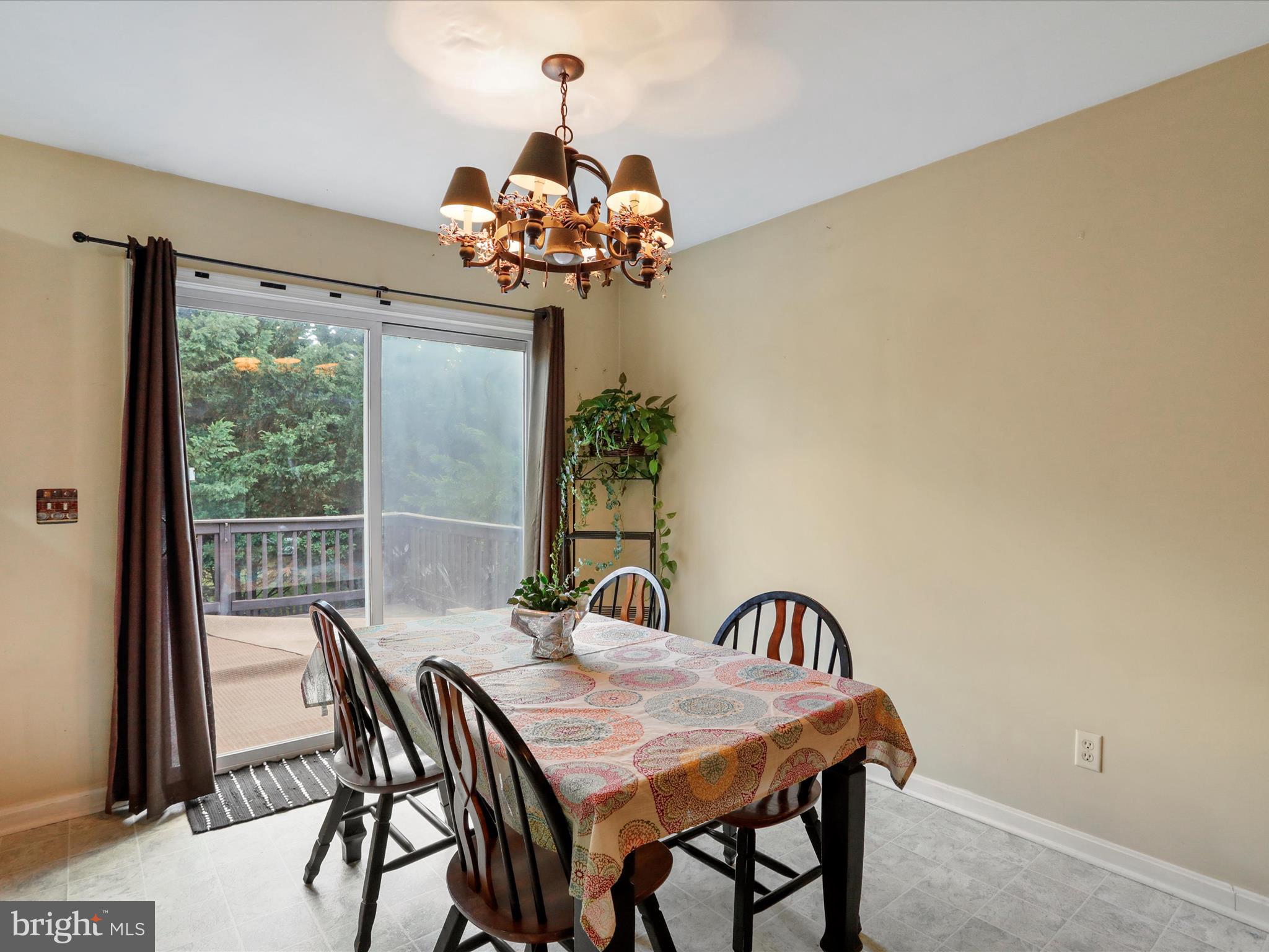 NOTTINGHAM MEADOWS - Residential