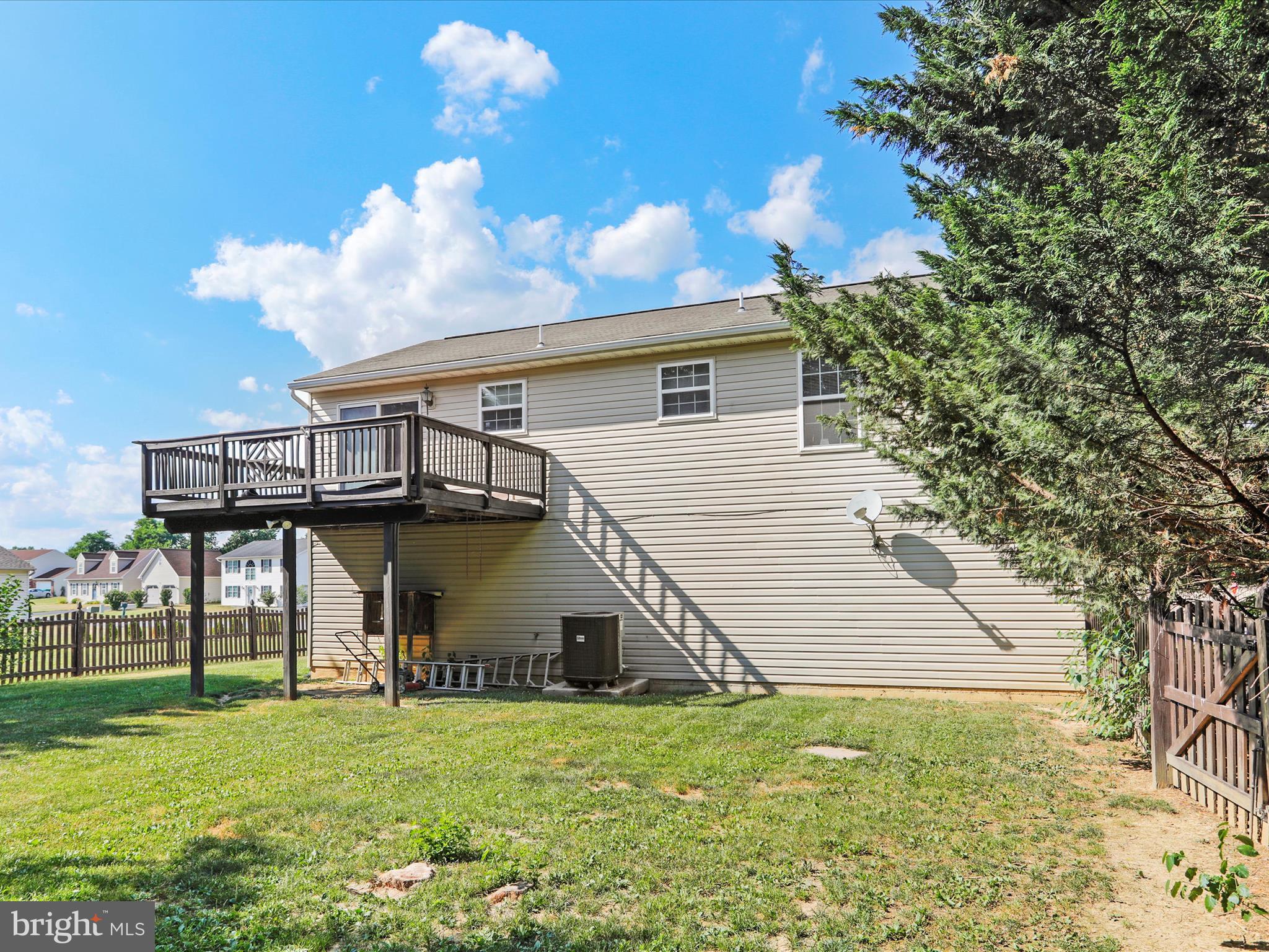 NOTTINGHAM MEADOWS - Residential