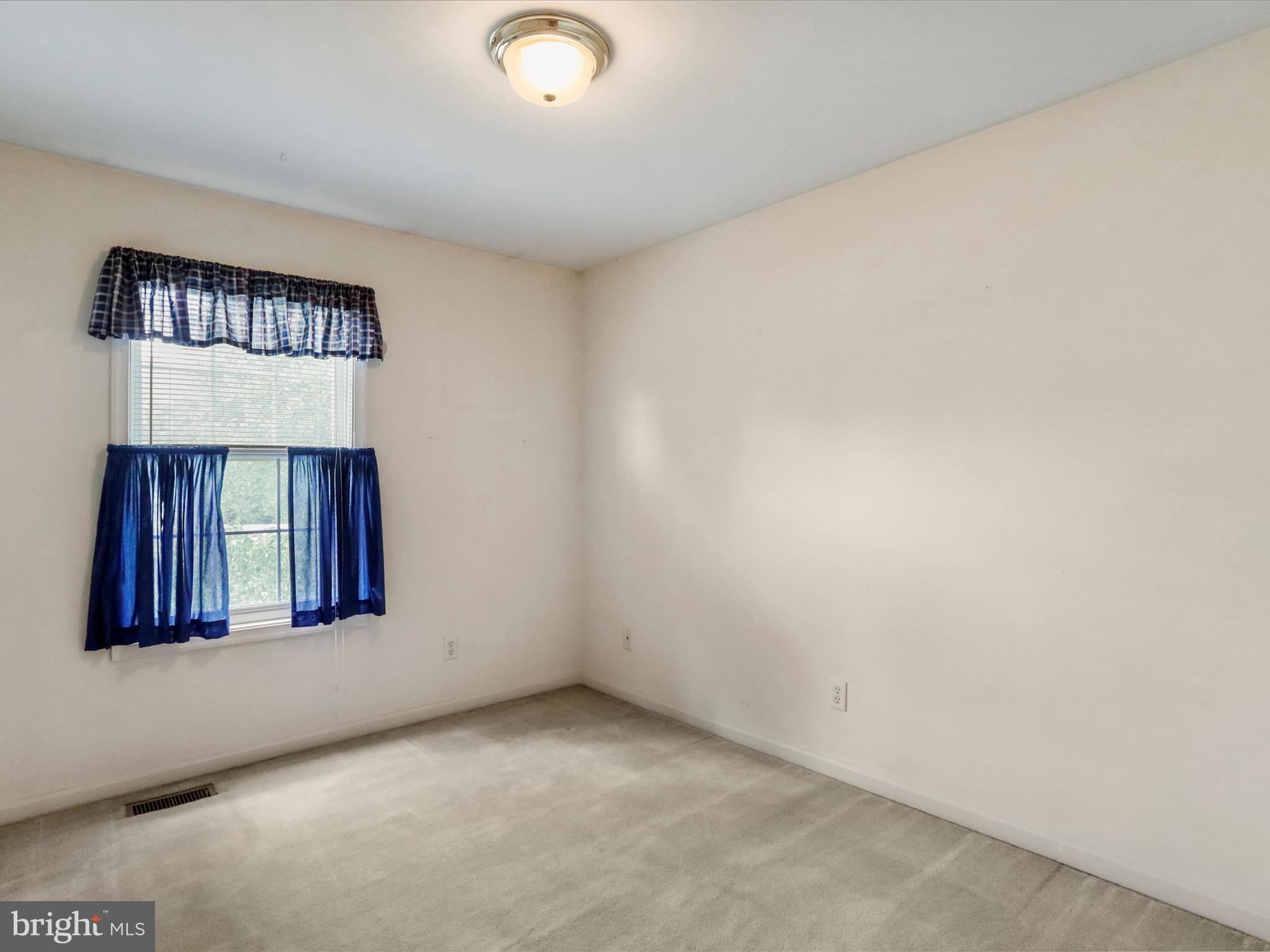 NOTTINGHAM MEADOWS - Residential