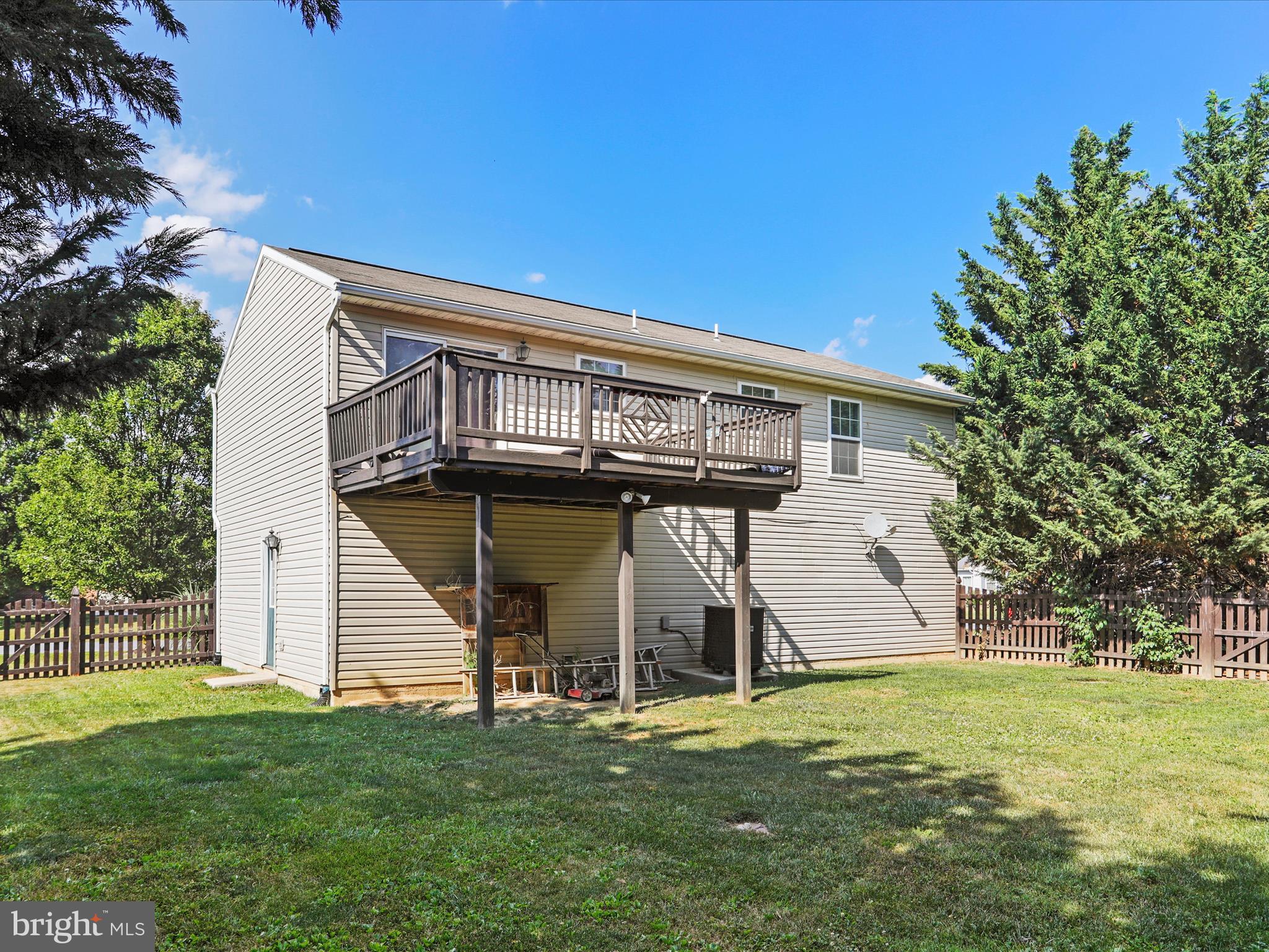 NOTTINGHAM MEADOWS - Residential