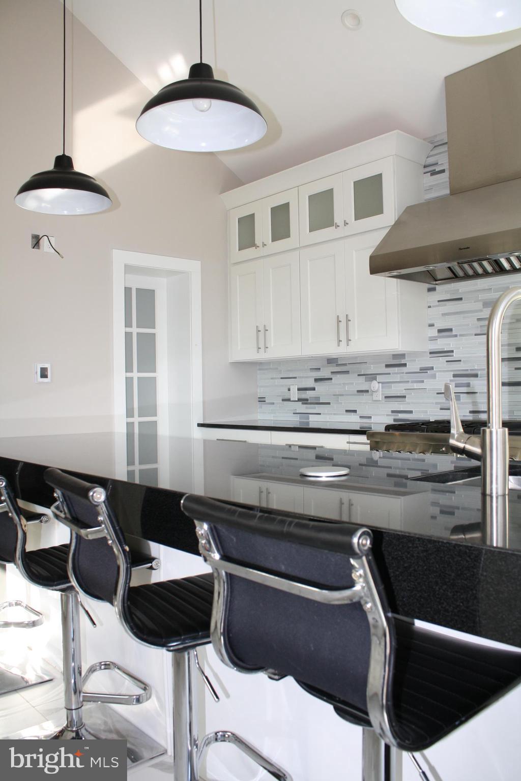 2241 EARL VIEW DRIVE