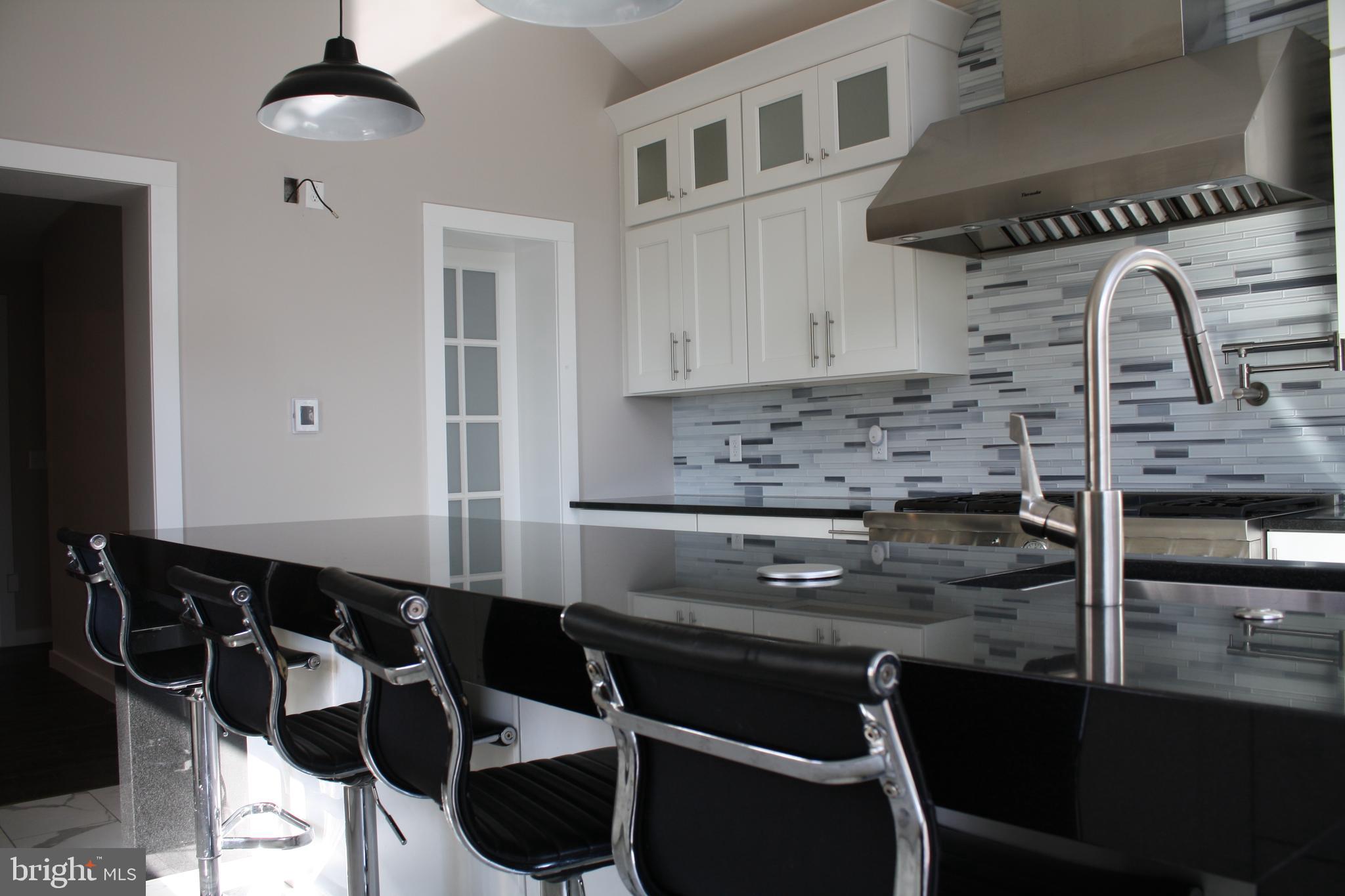 2241 EARL VIEW DRIVE