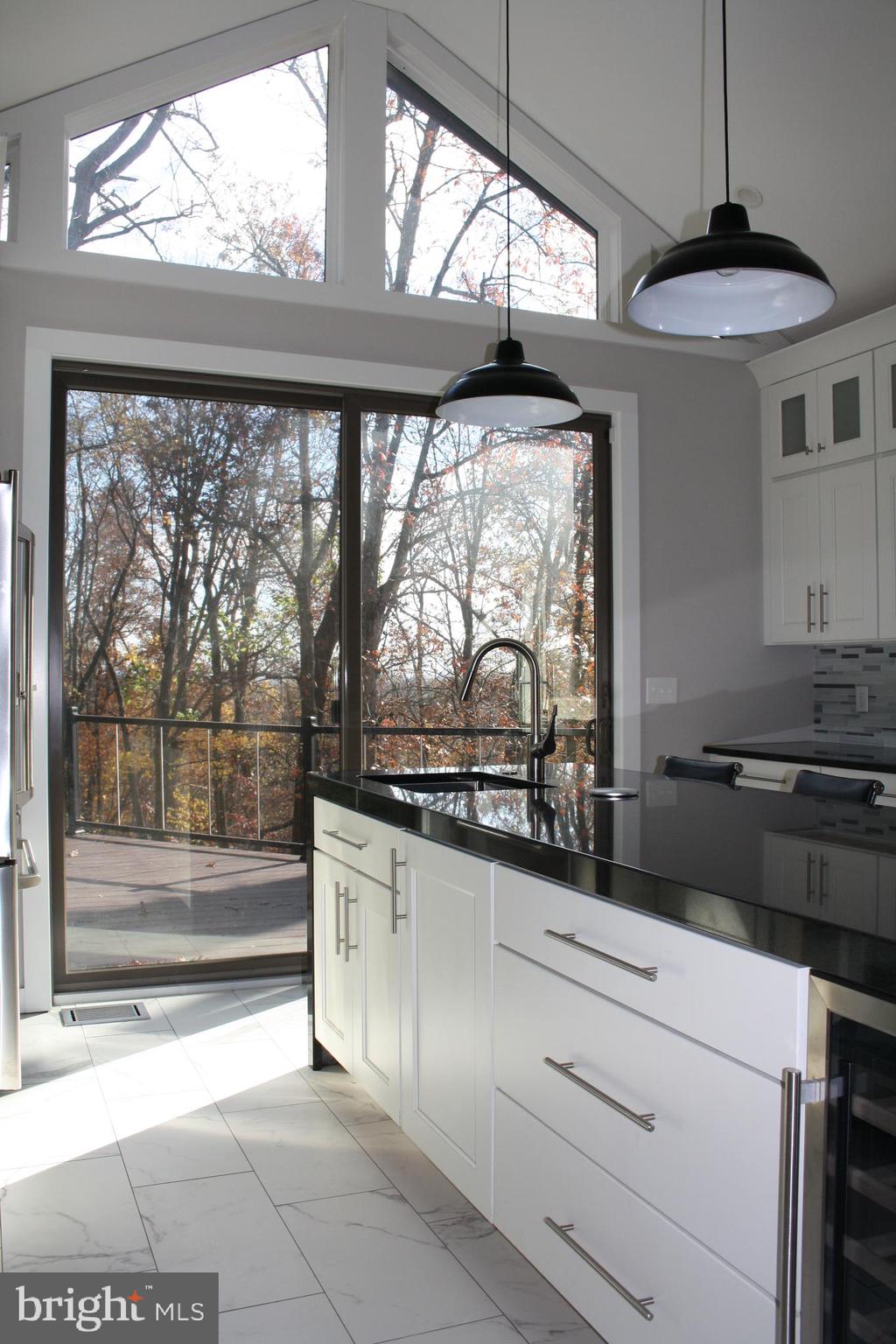 2241 EARL VIEW DRIVE