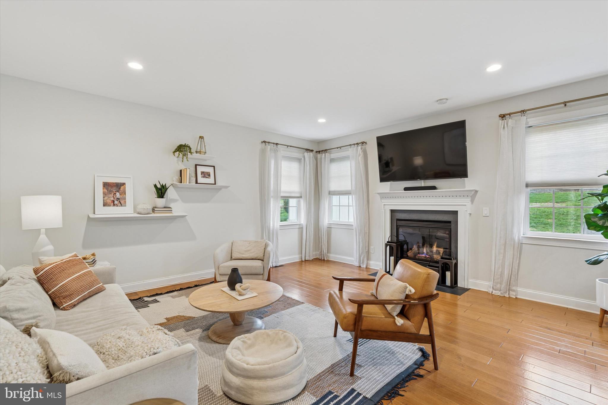 BELMONT HILLS - Residential