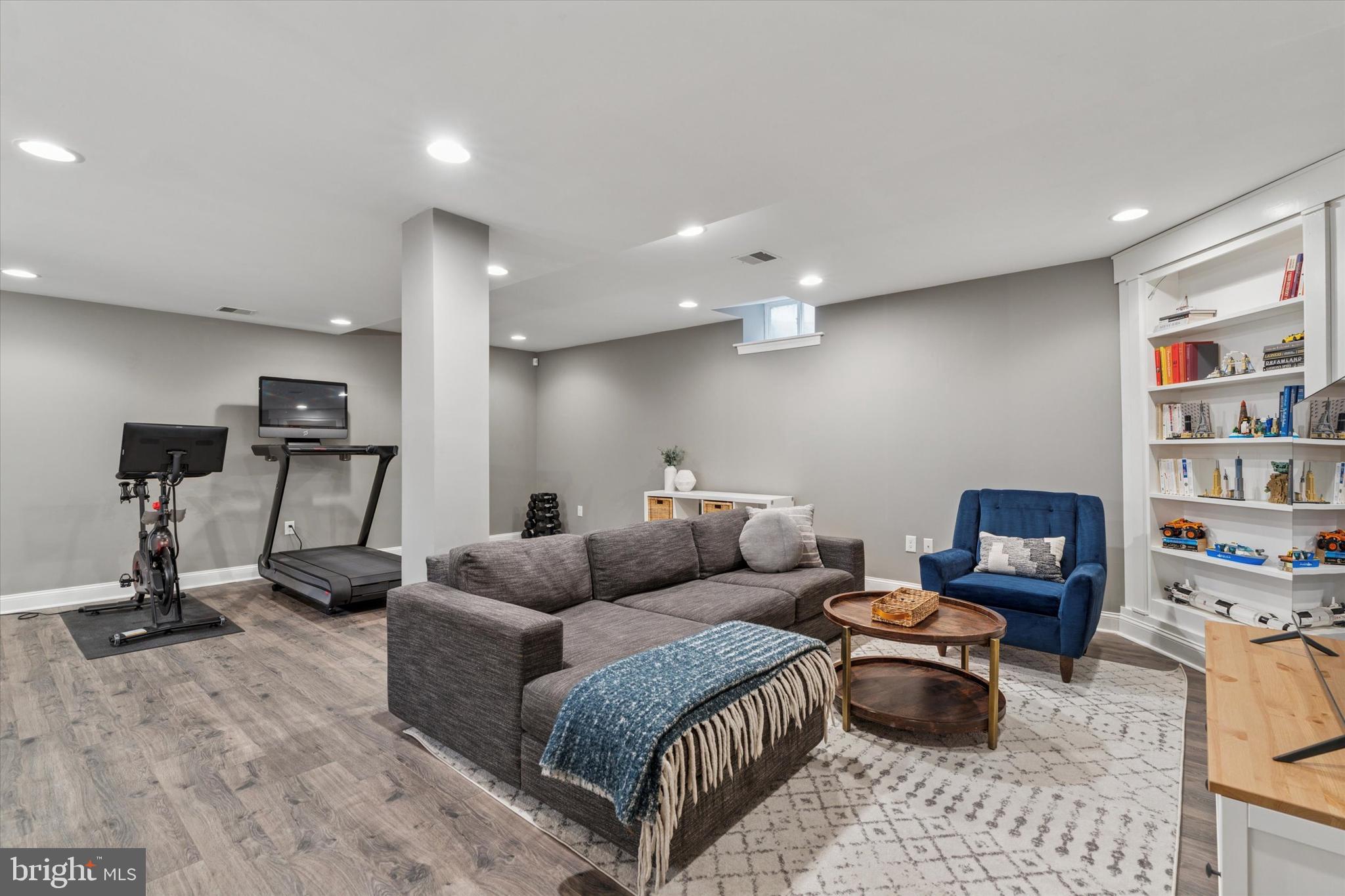 BELMONT HILLS - Residential