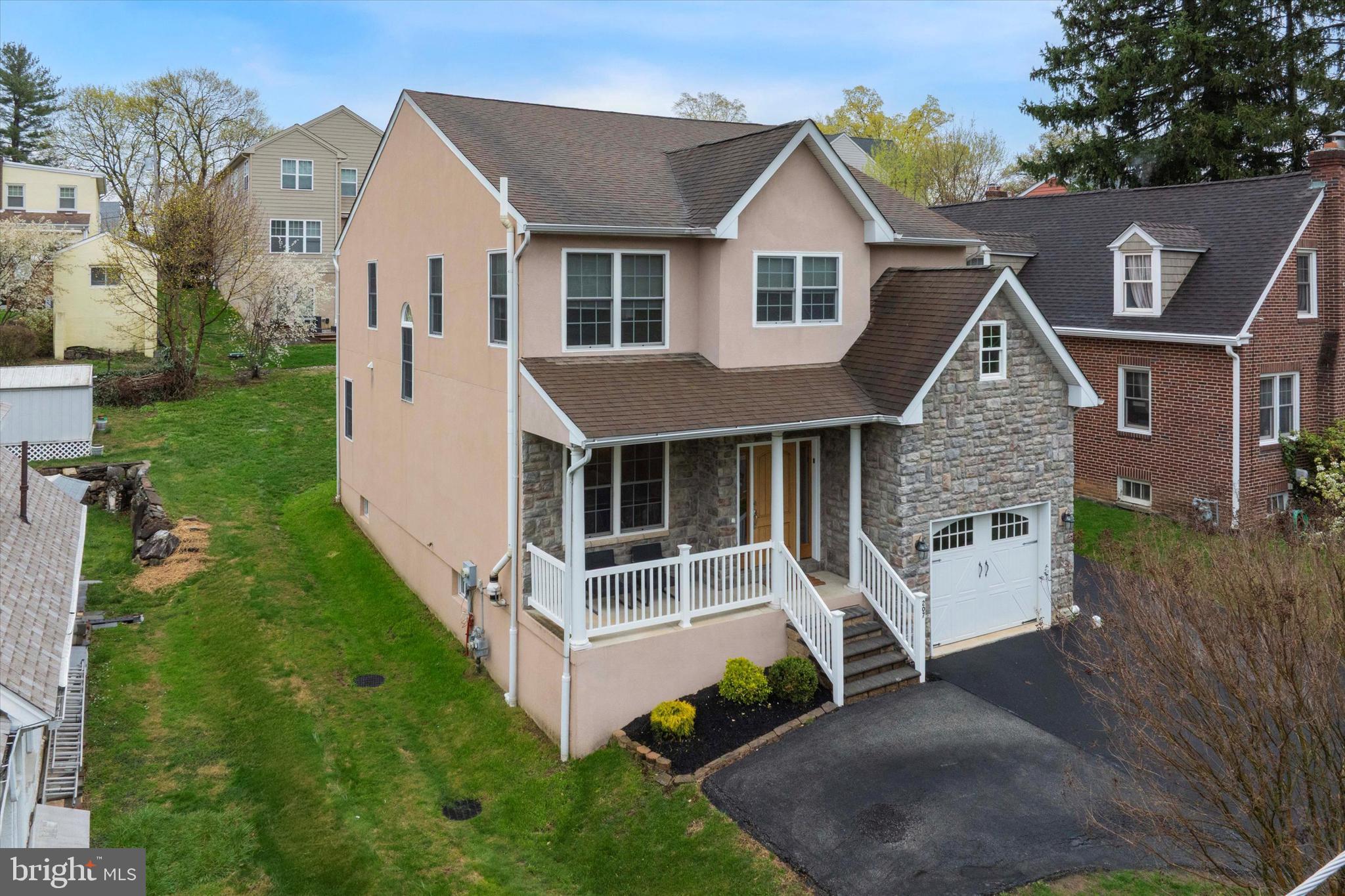 BELMONT HILLS - Residential