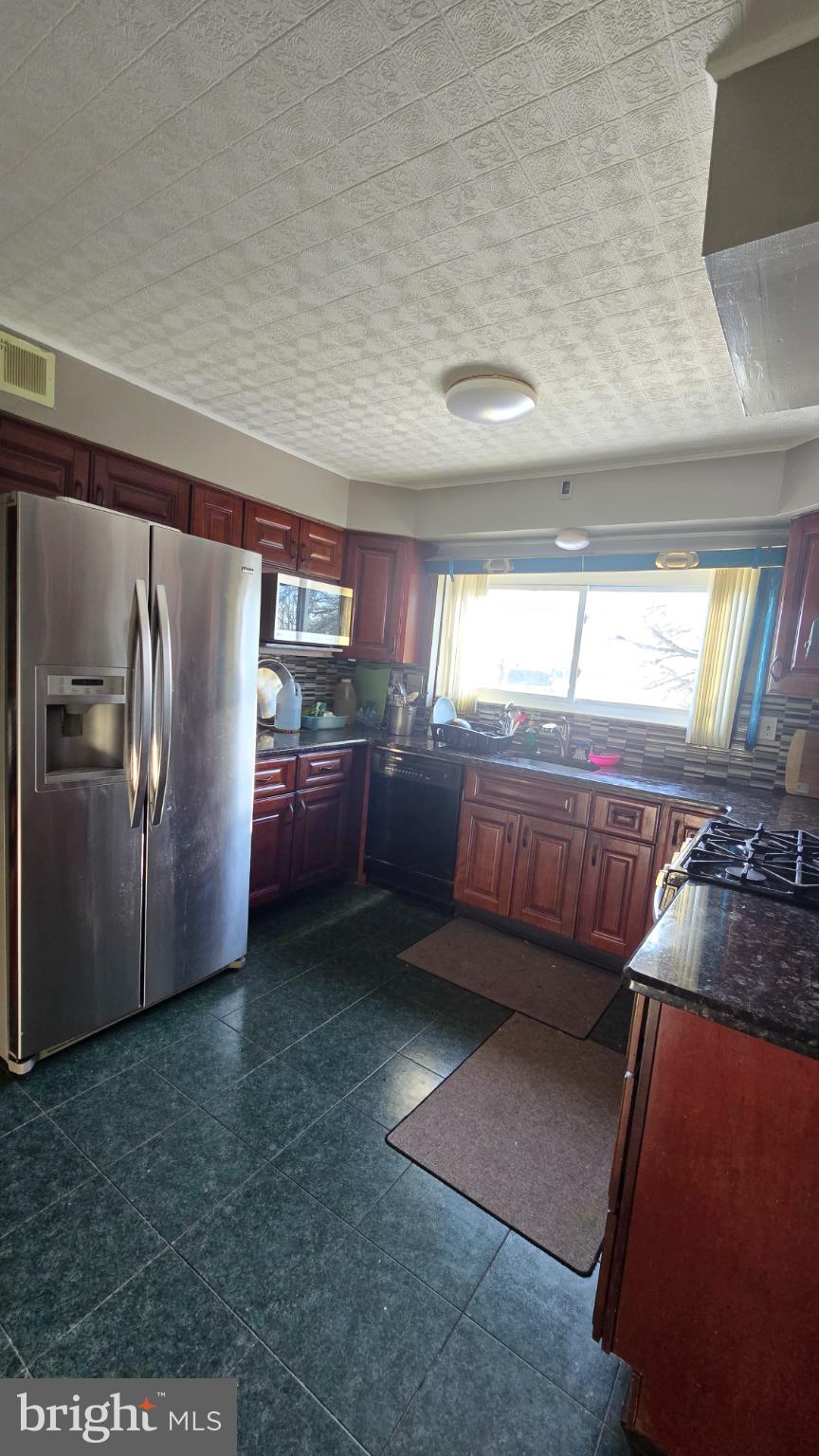 PINE VALLEY - Residential