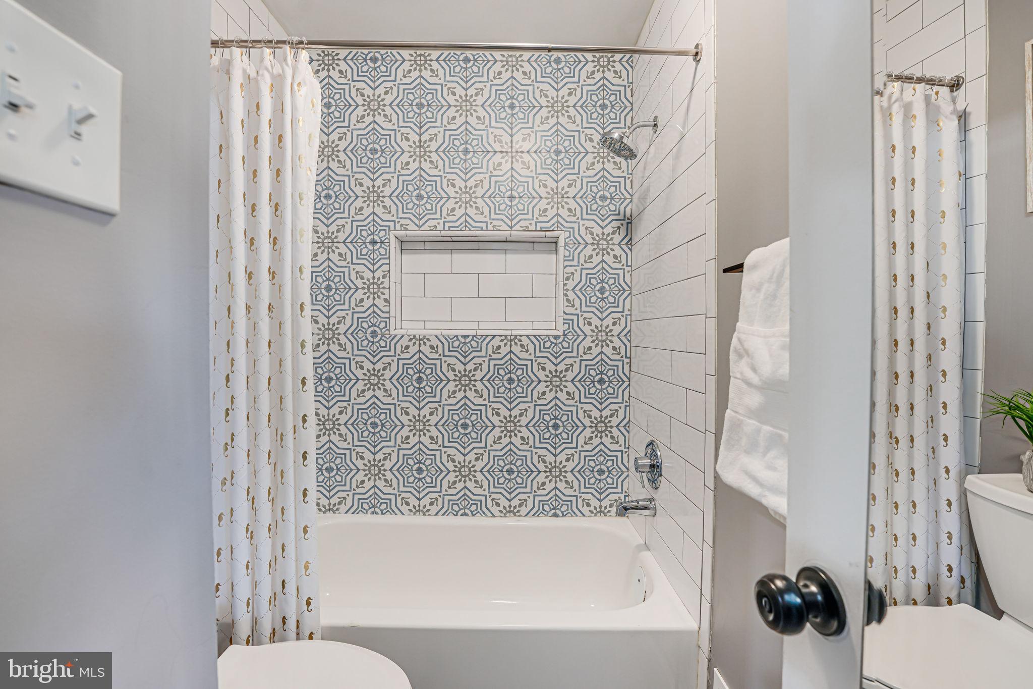 CROWNLEIGH - Residential